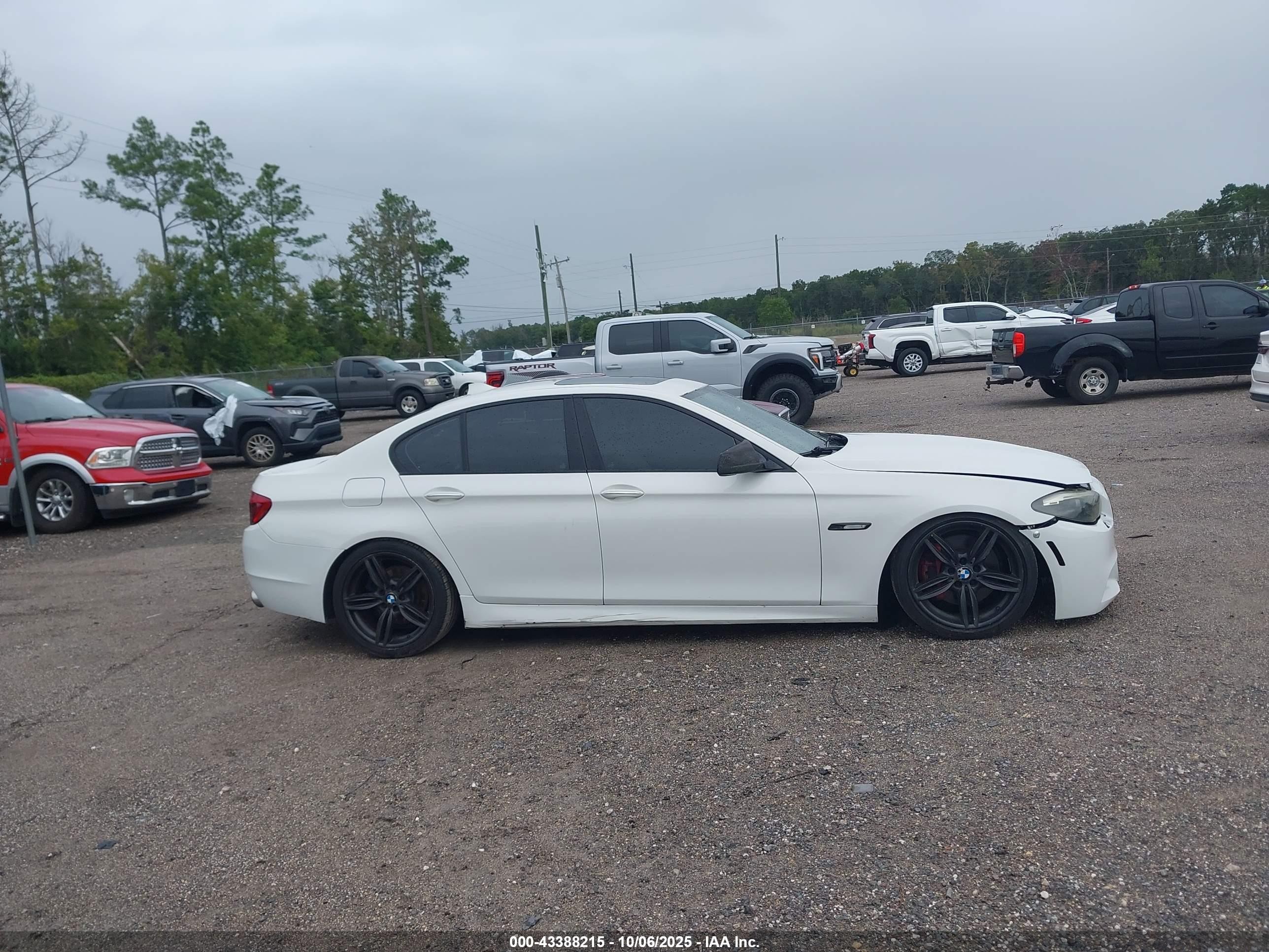 2013 Bmw 535i   White vin: WBAFR7C5XDC820376