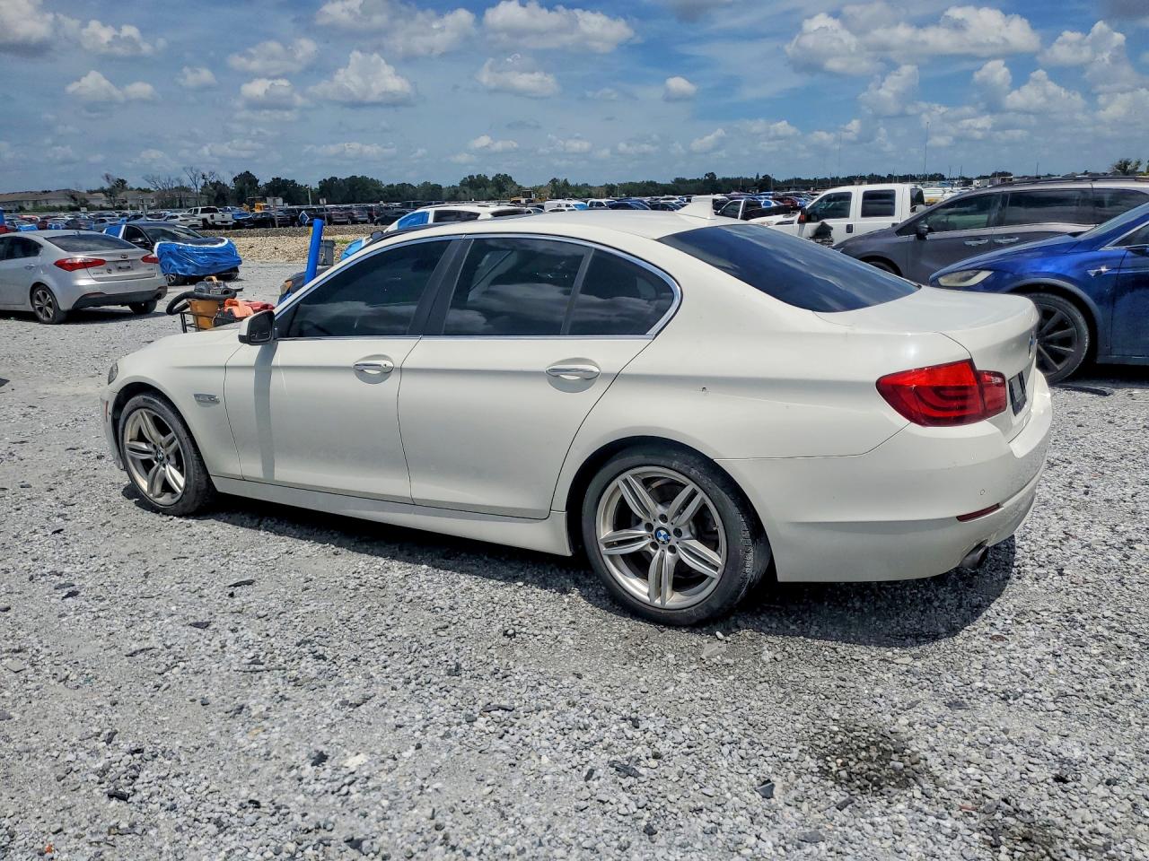 2013 Bmw 535 I White vin: WBAFR7C5XDC823293