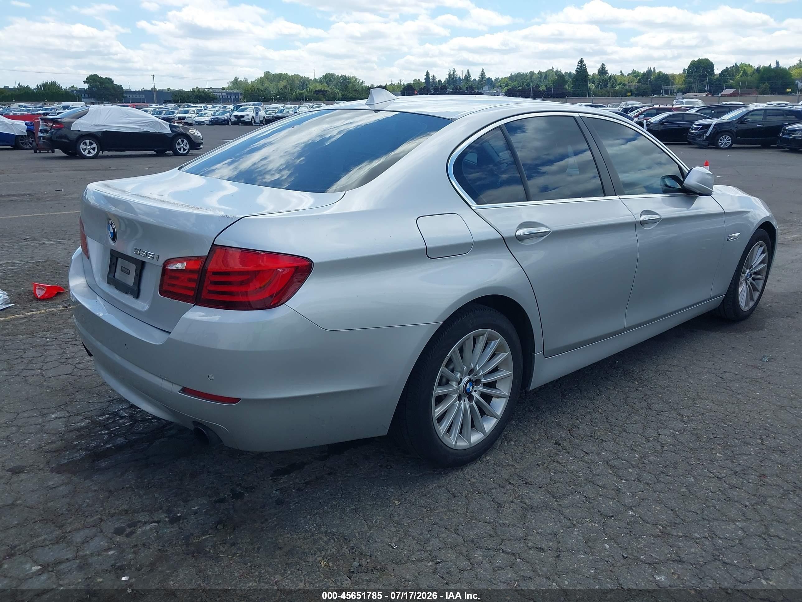 2013 Bmw 535i   Silver vin: WBAFR7C5XDC824069