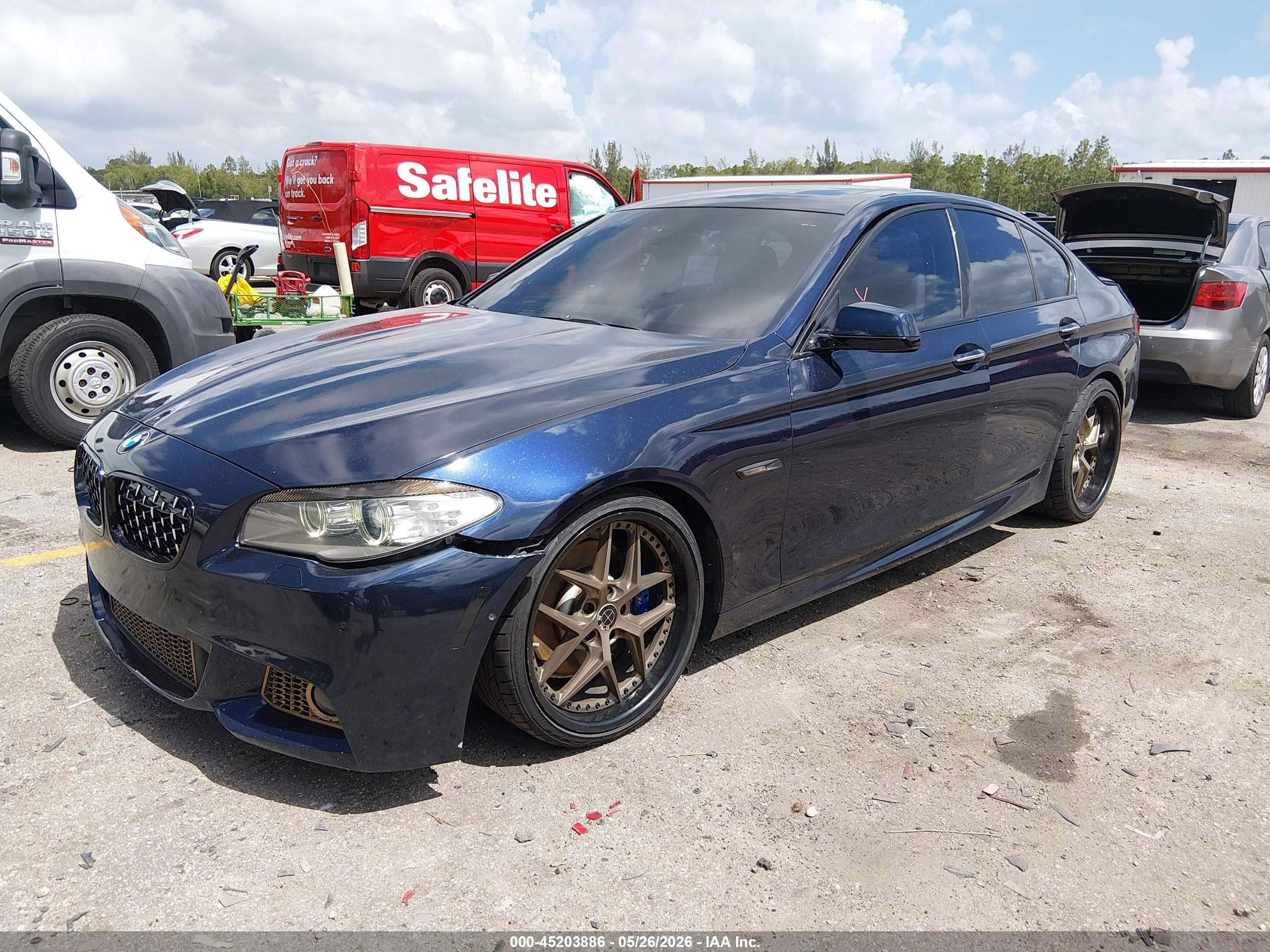 2013 Bmw 535i   Blue vin: WBAFR7C5XDC824329