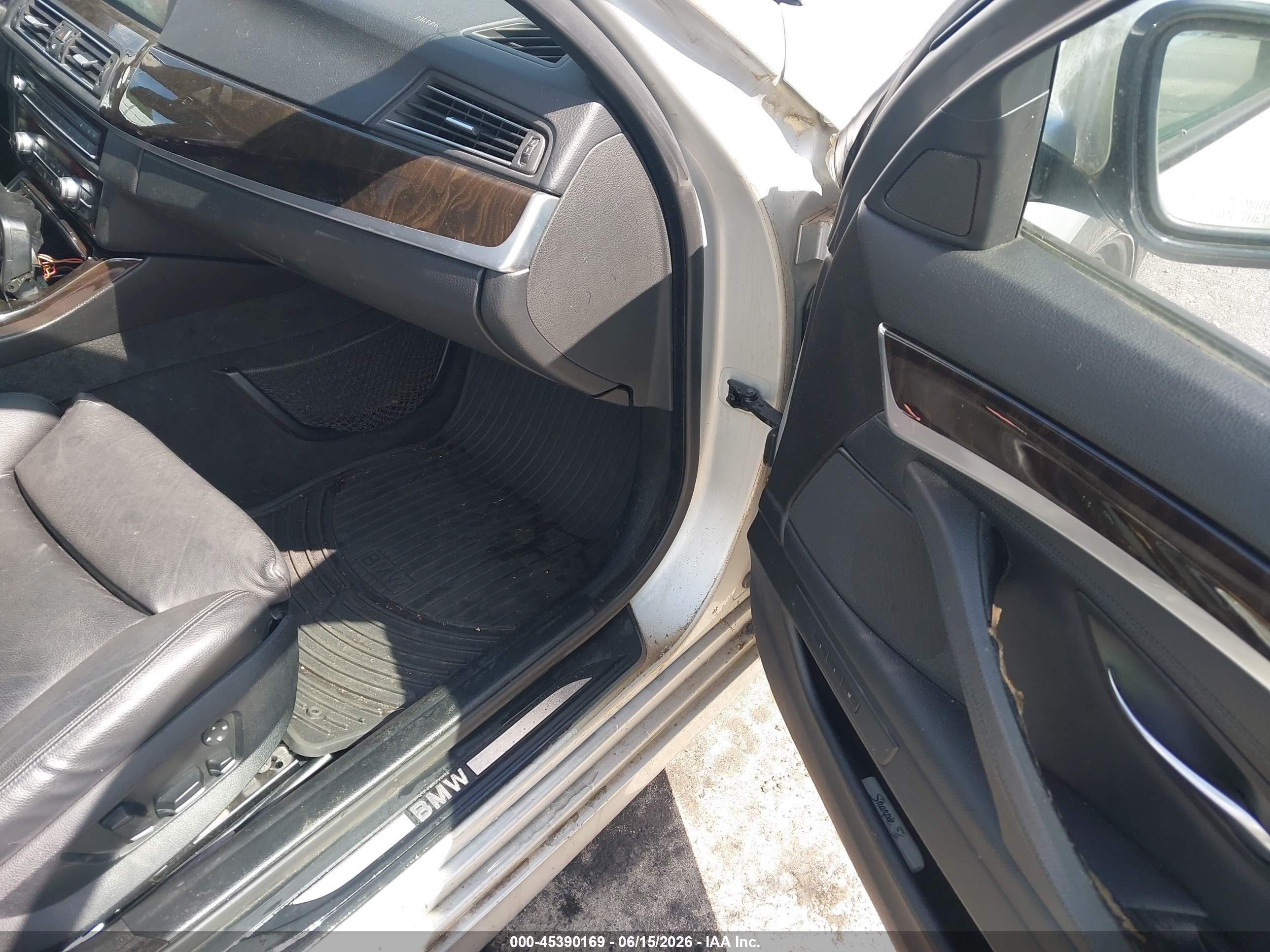2011 Bmw 550i   Silver vin: WBAFR9C50BC270551