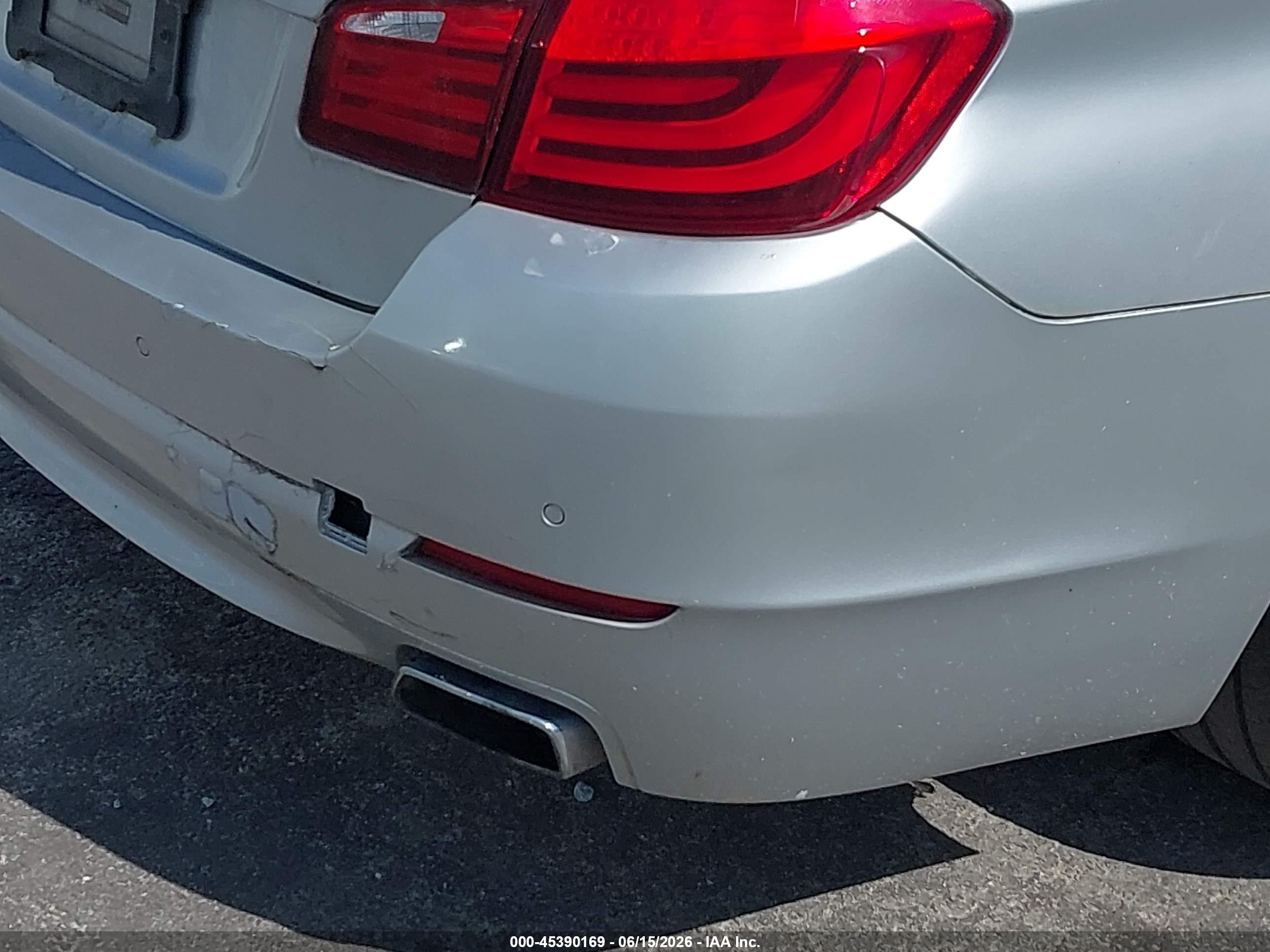 2011 Bmw 550i   Silver vin: WBAFR9C50BC270551