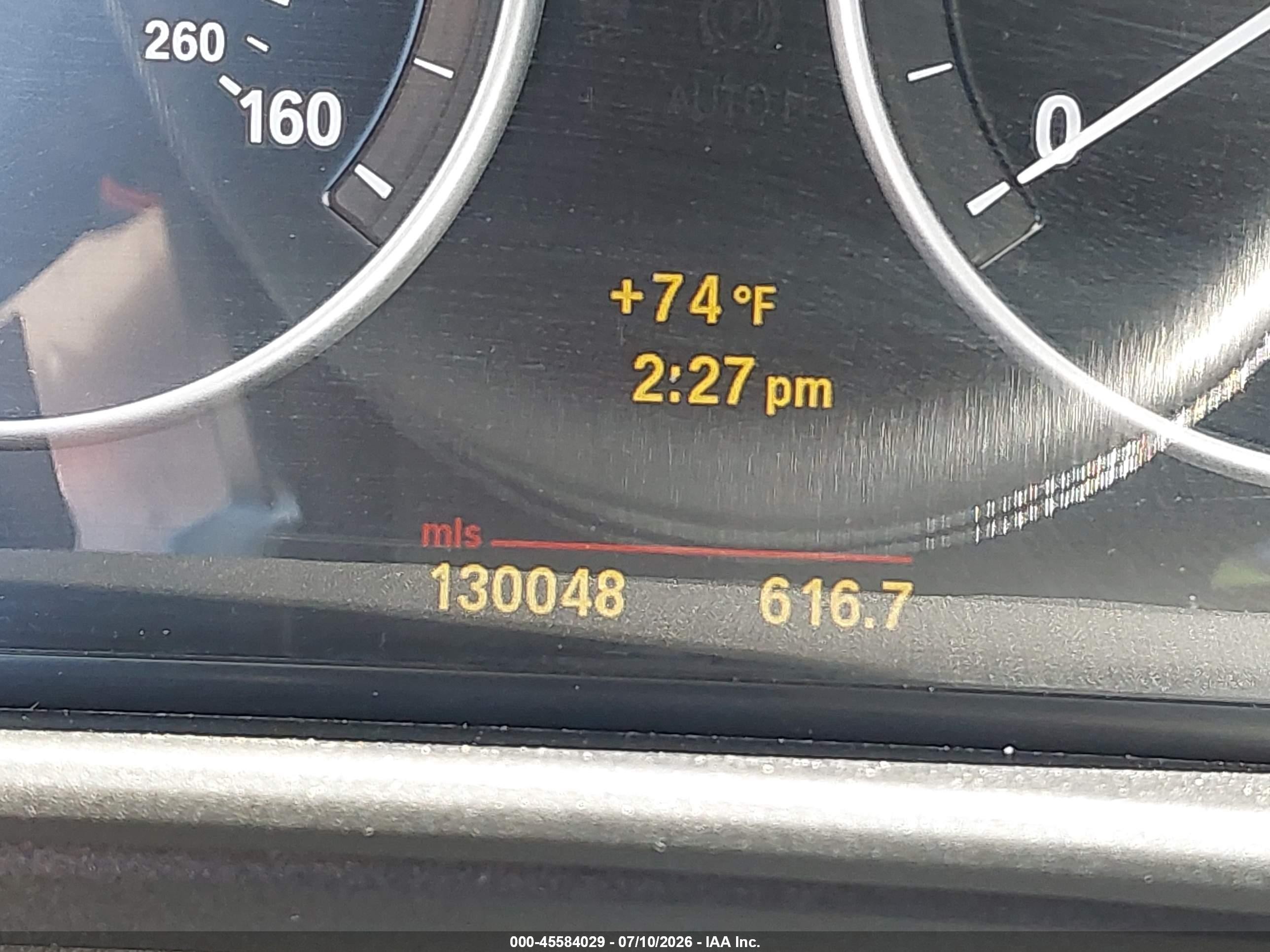 2011 Bmw 550i   Белый vin: WBAFR9C51BC757547