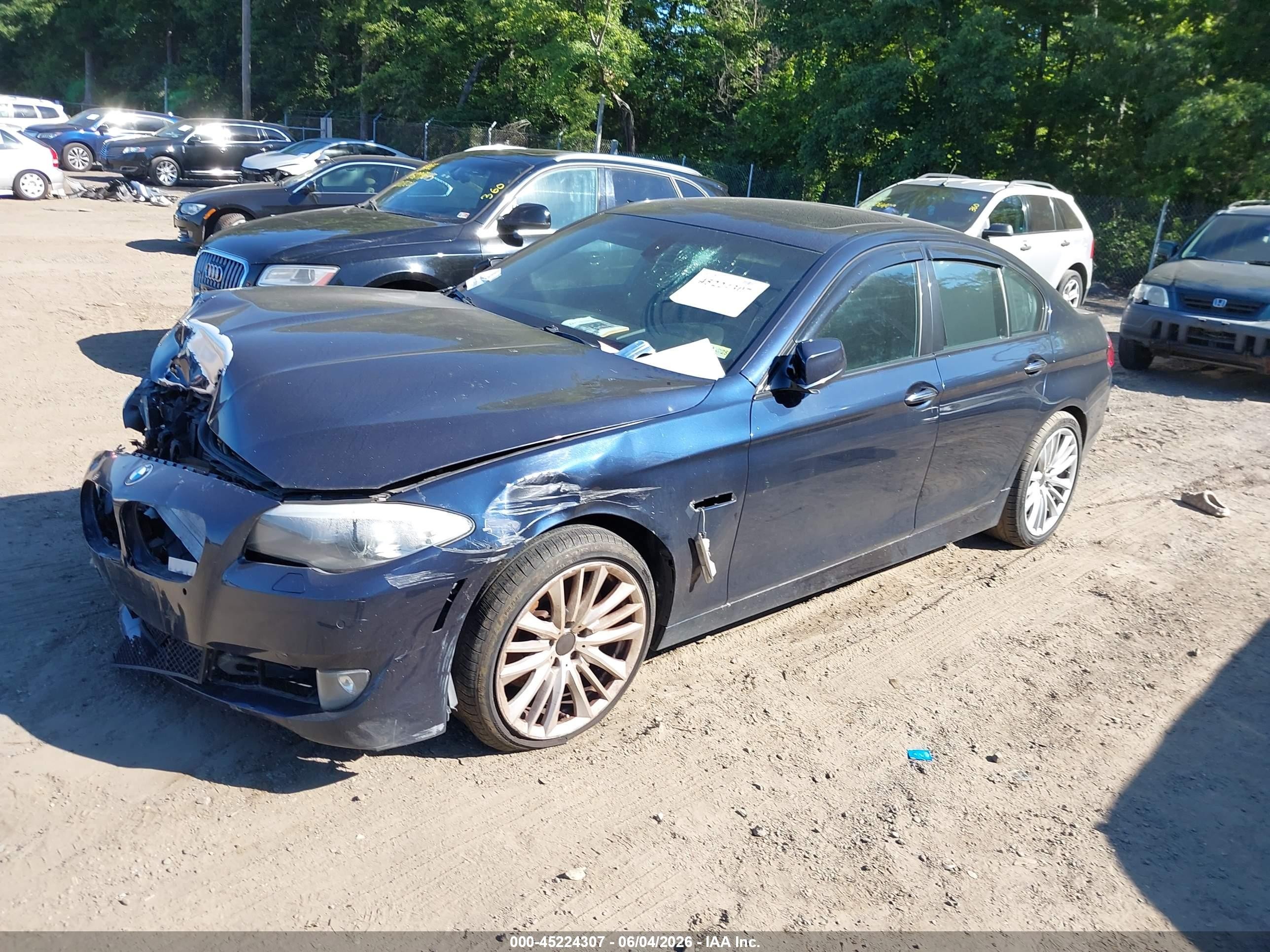 2011 Bmw 550i   Синий vin: WBAFR9C52BC599672
