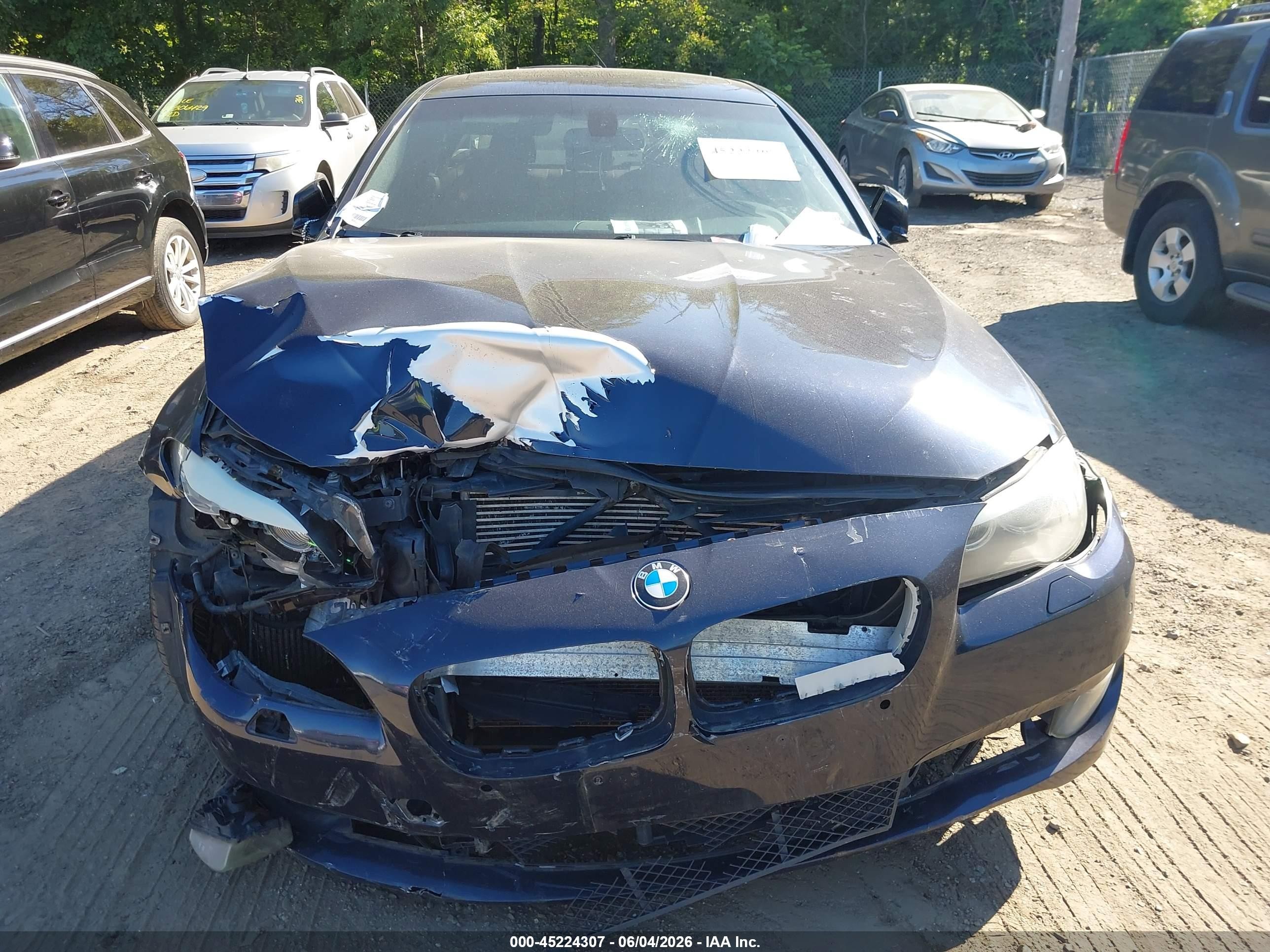 2011 Bmw 550i   Синий vin: WBAFR9C52BC599672