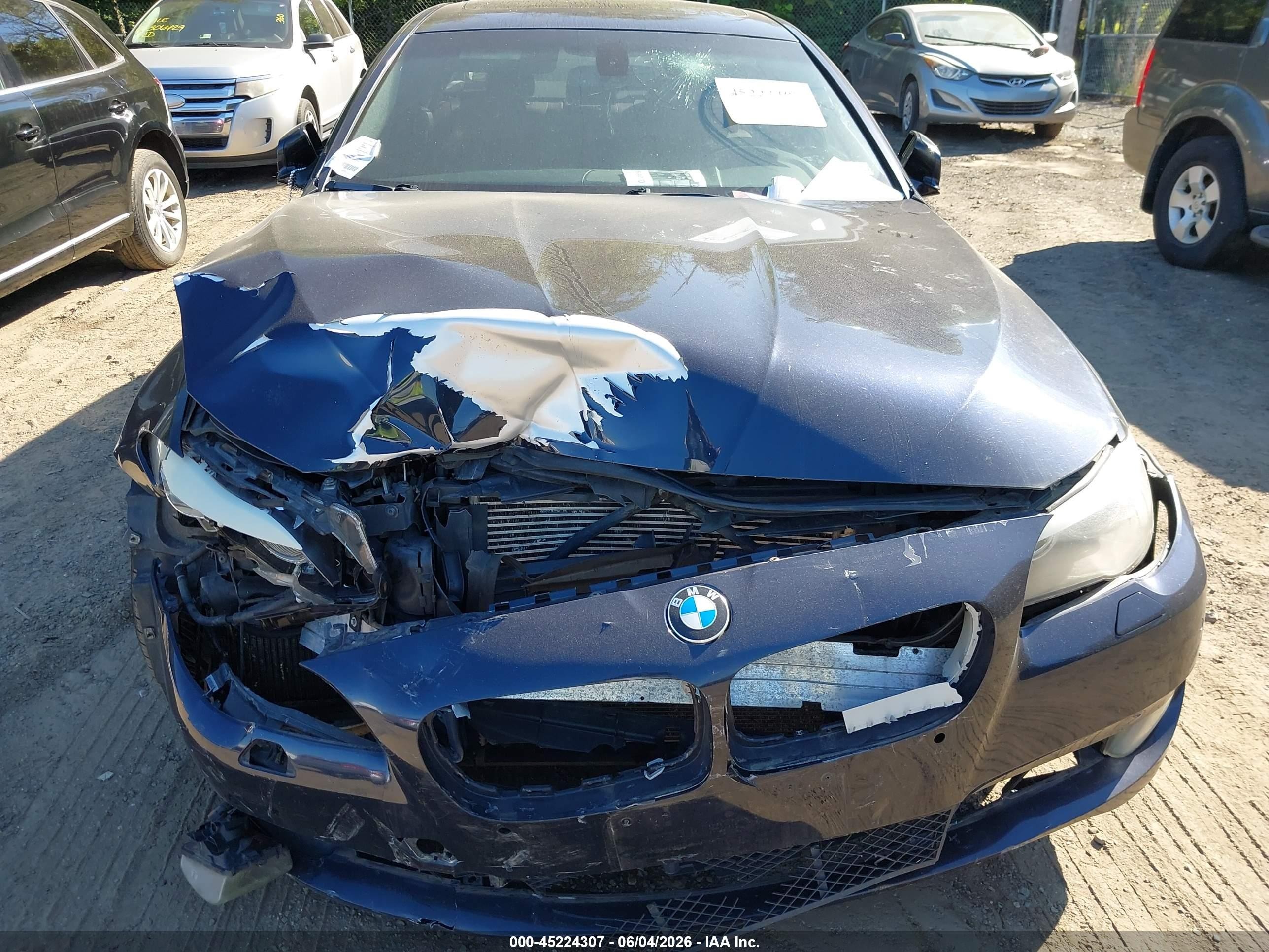 2011 Bmw 550i   Синий vin: WBAFR9C52BC599672