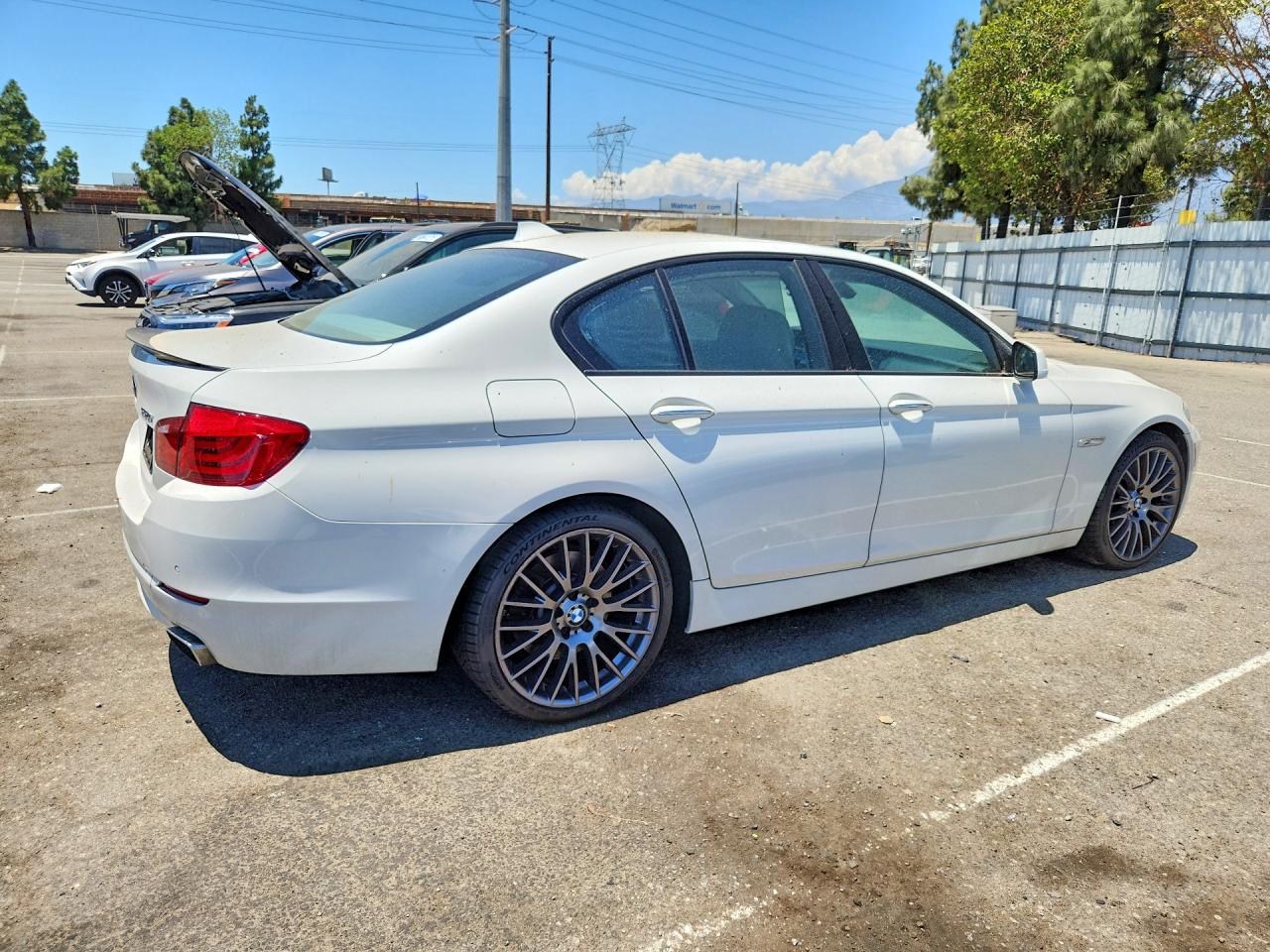 2011 Bmw 550 I White vin: WBAFR9C52BC618267