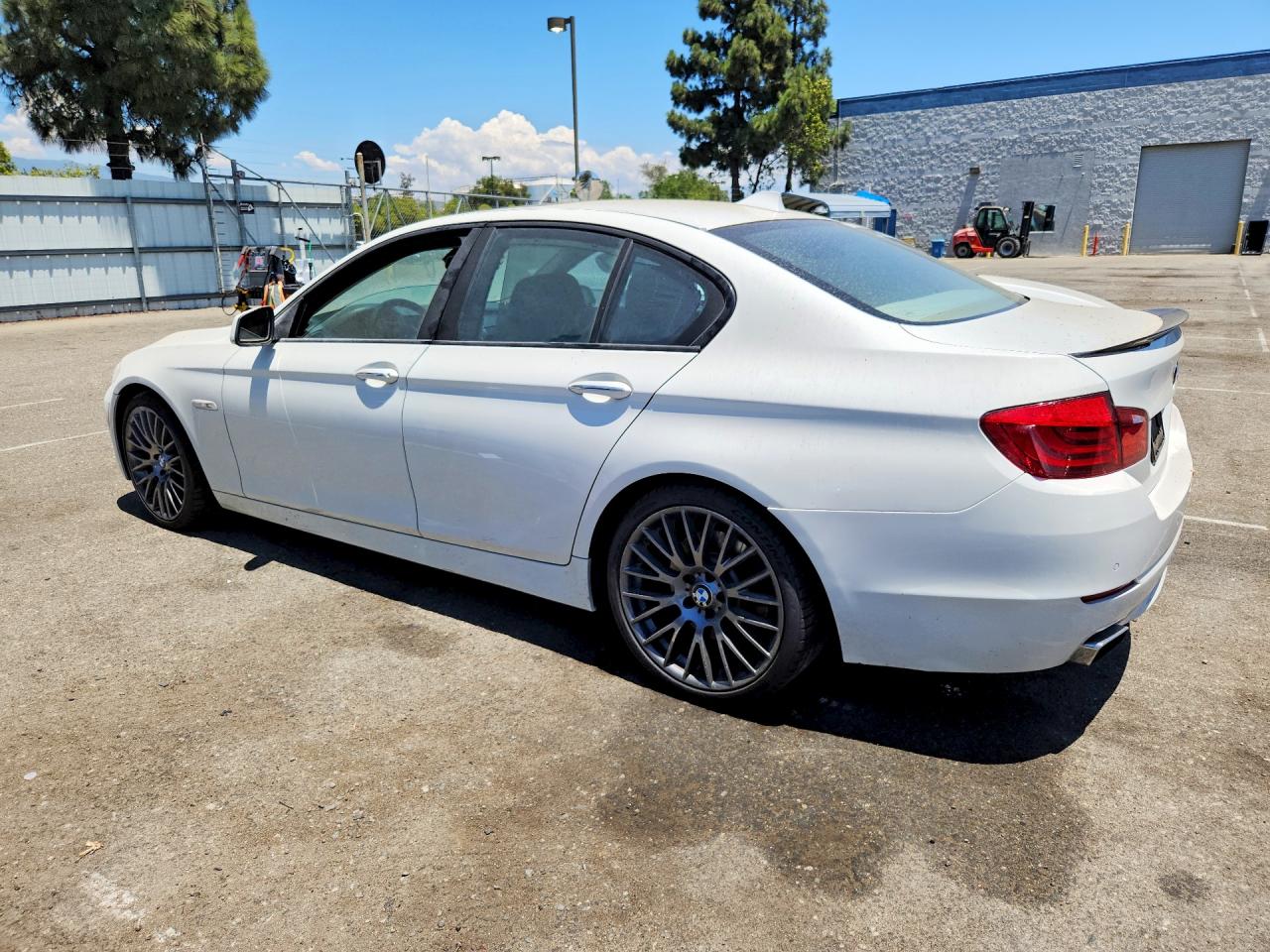 2011 Bmw 550 I White vin: WBAFR9C52BC618267