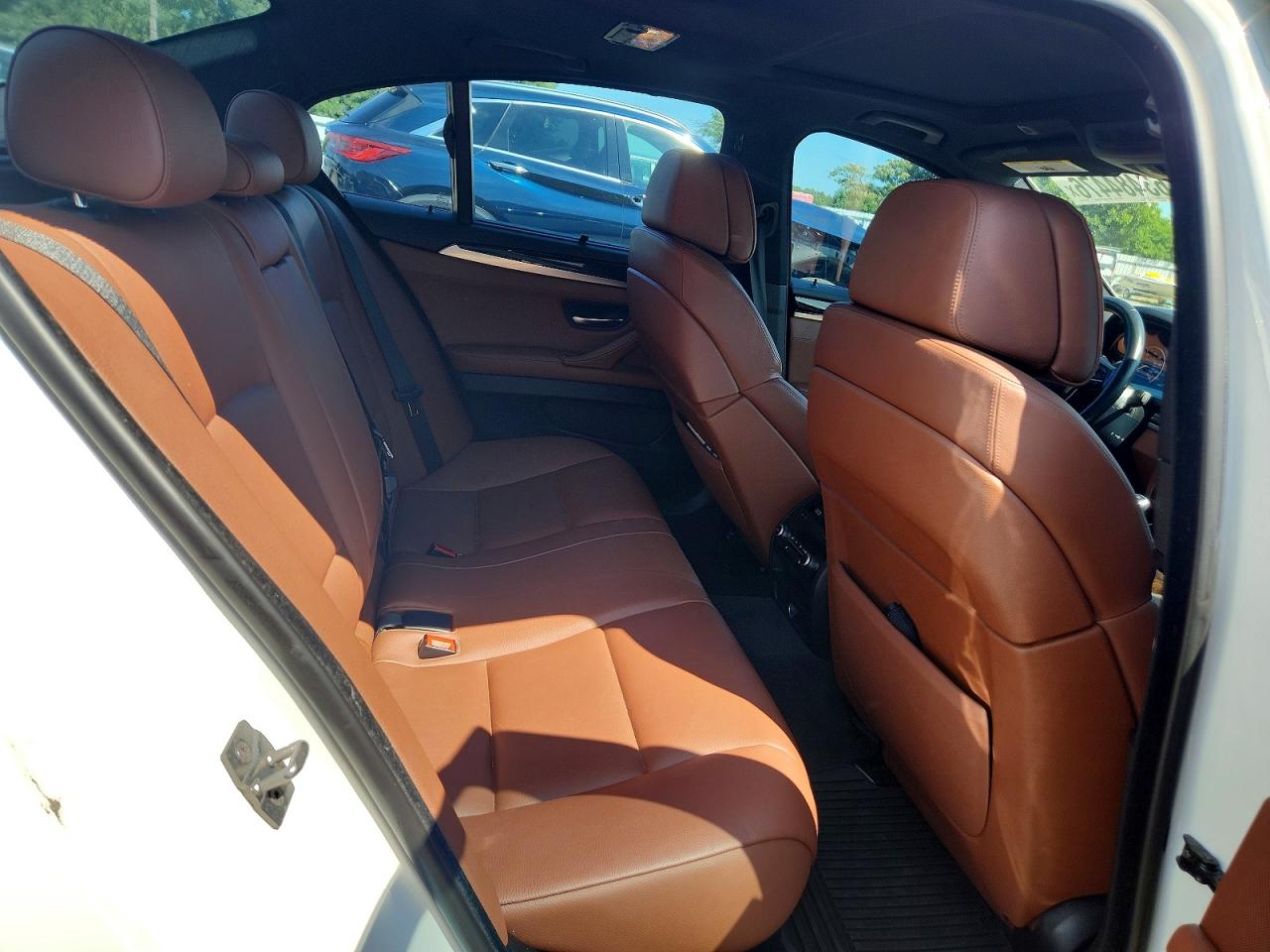 2011 Bmw 550 I White vin: WBAFR9C52BC758710