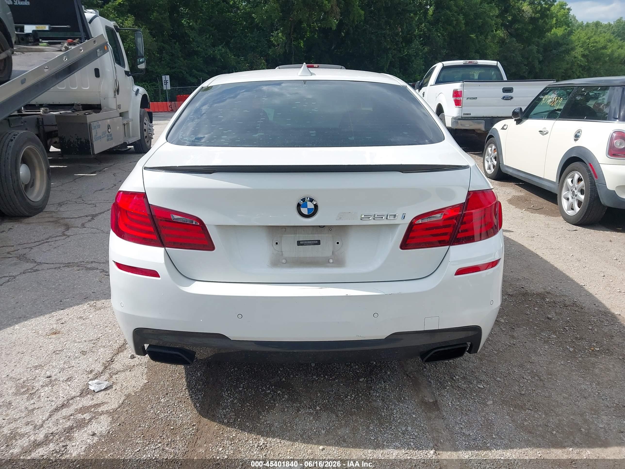 2013 Bmw 550i   Белый vin: WBAFR9C52DDX81014