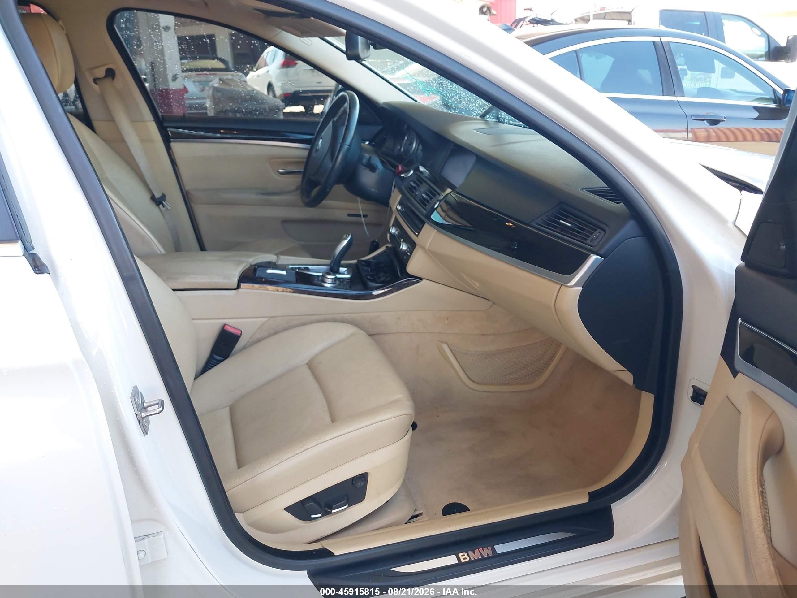 2011 Bmw 550i   White vin: WBAFR9C56BDE81931
