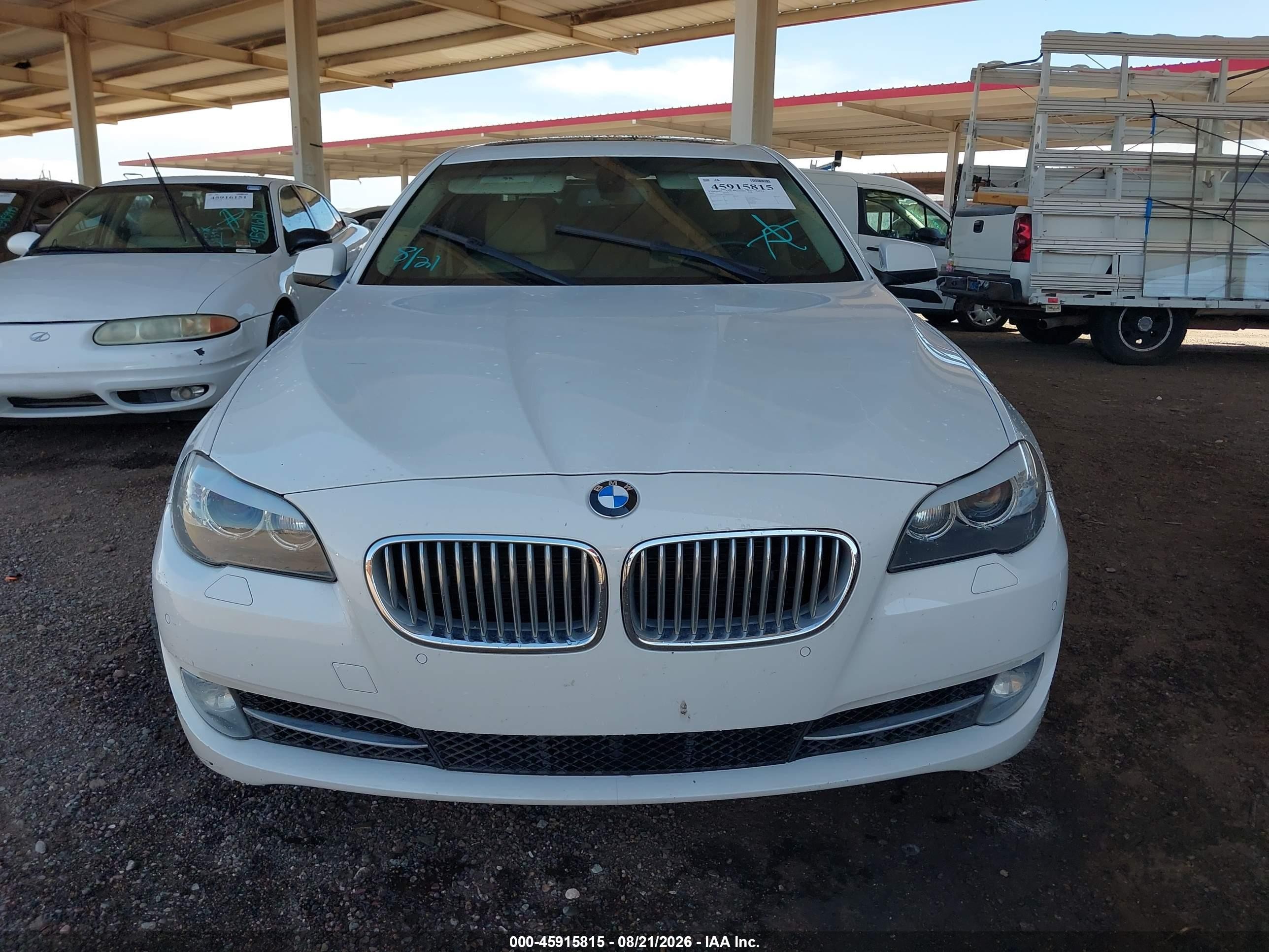 2011 Bmw 550i   White vin: WBAFR9C56BDE81931