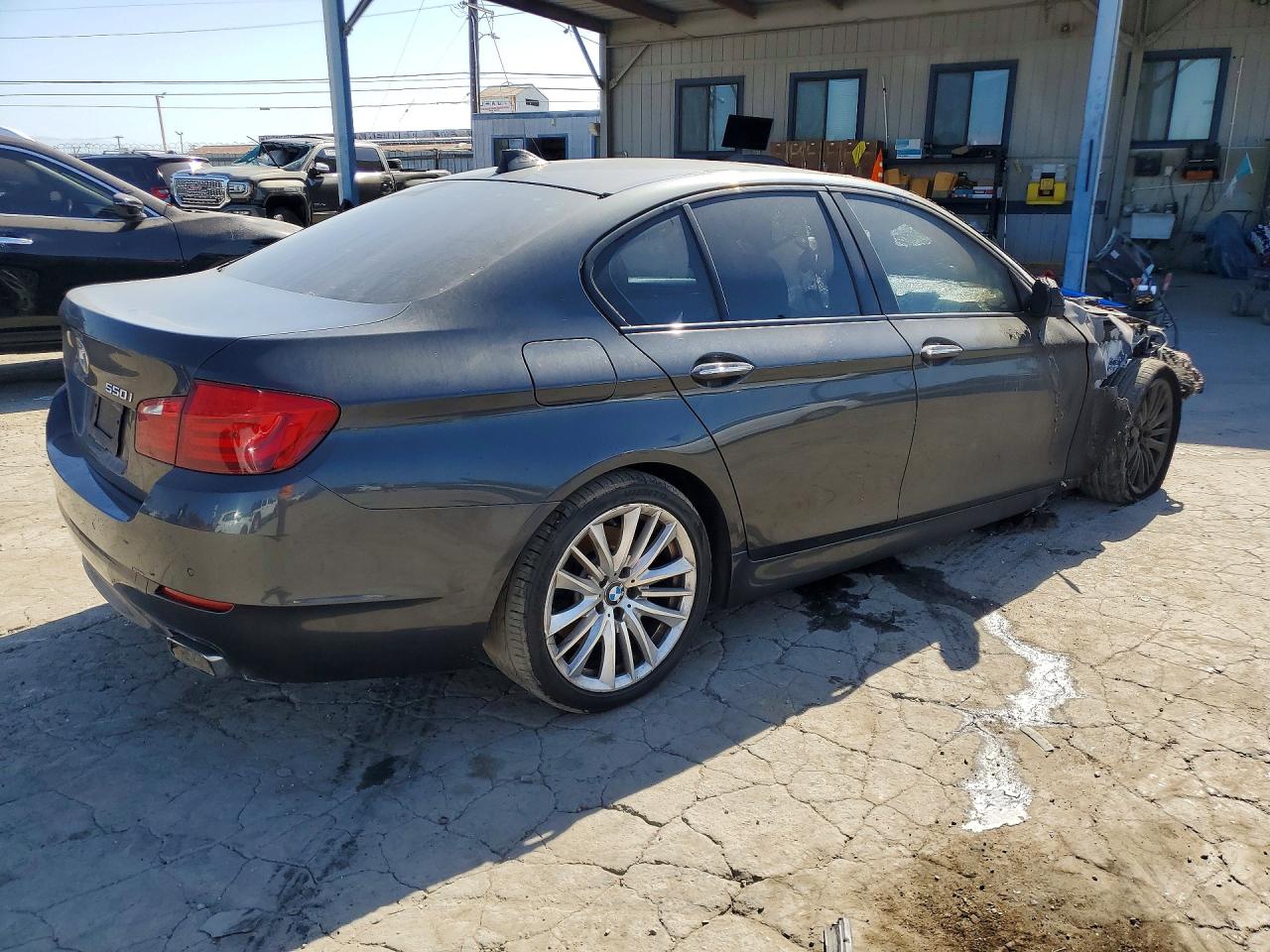 2011 Bmw 550 I Gray vin: WBAFR9C57BC270076