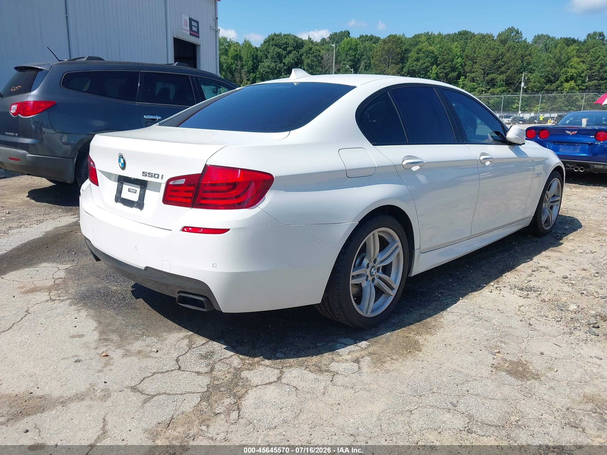 2012 Bmw 550i   White vin: WBAFR9C57CDV58885