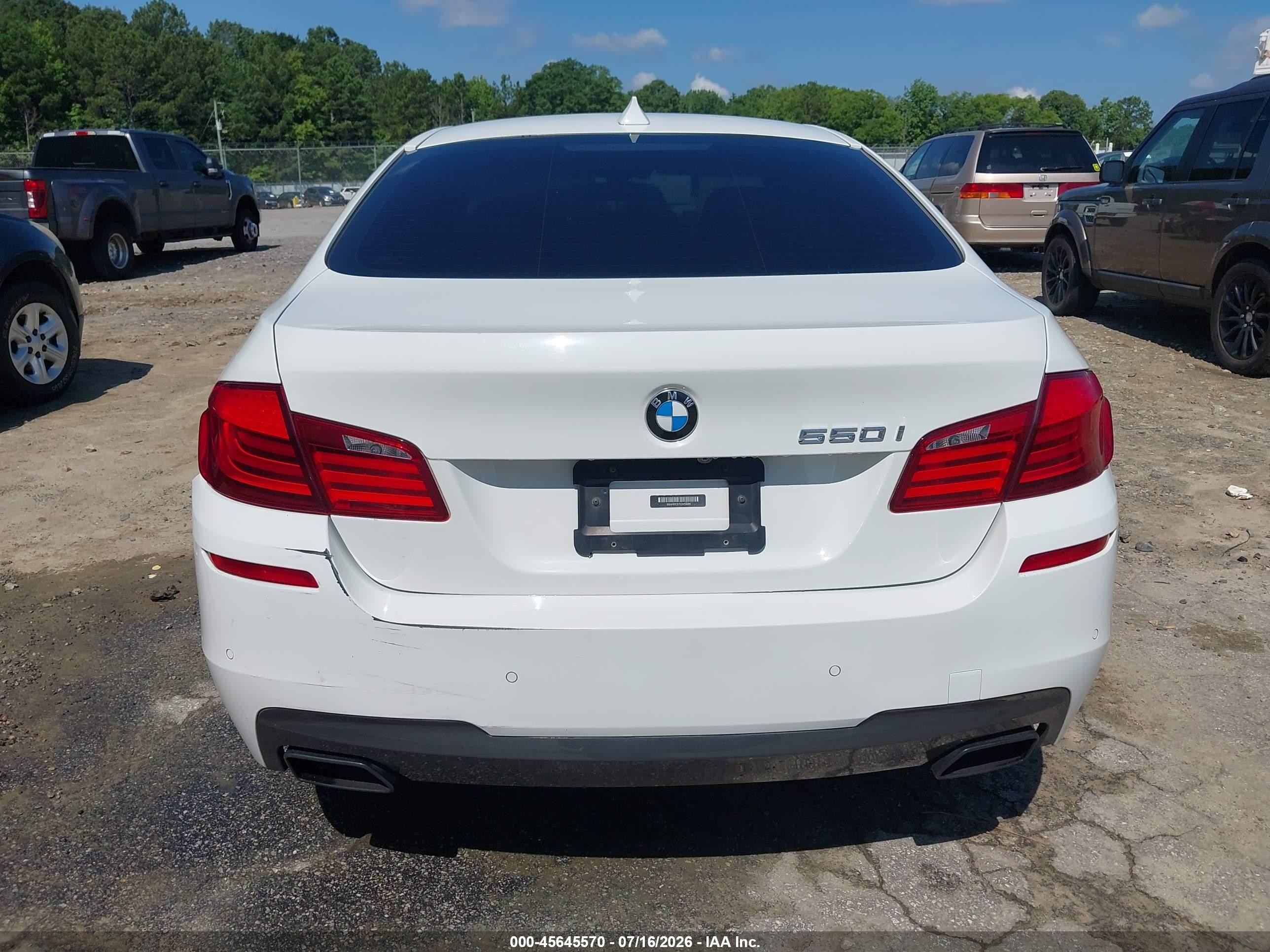 2012 Bmw 550i   White vin: WBAFR9C57CDV58885