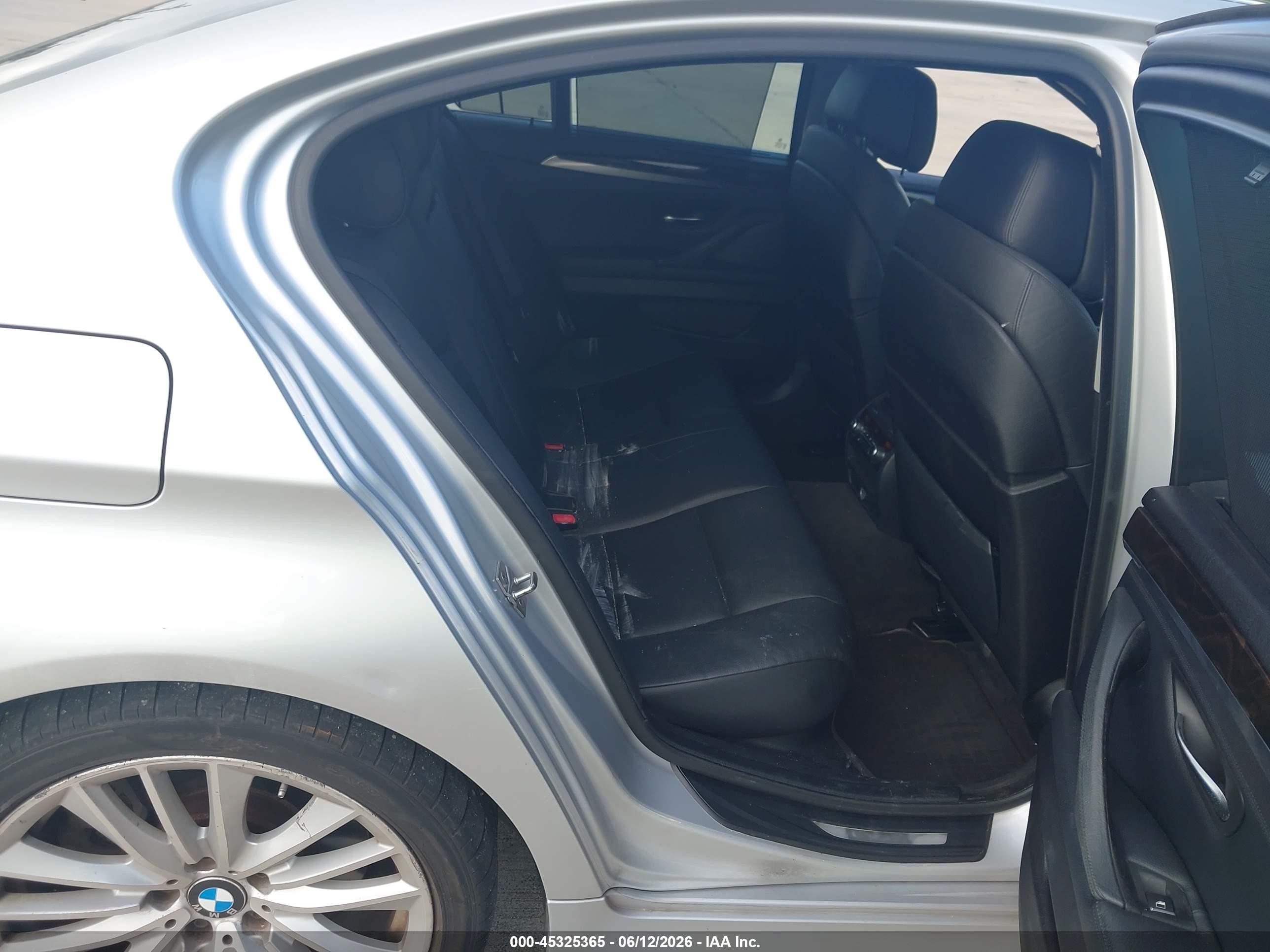 2011 Bmw 550i   Silver vin: WBAFR9C58BC617902