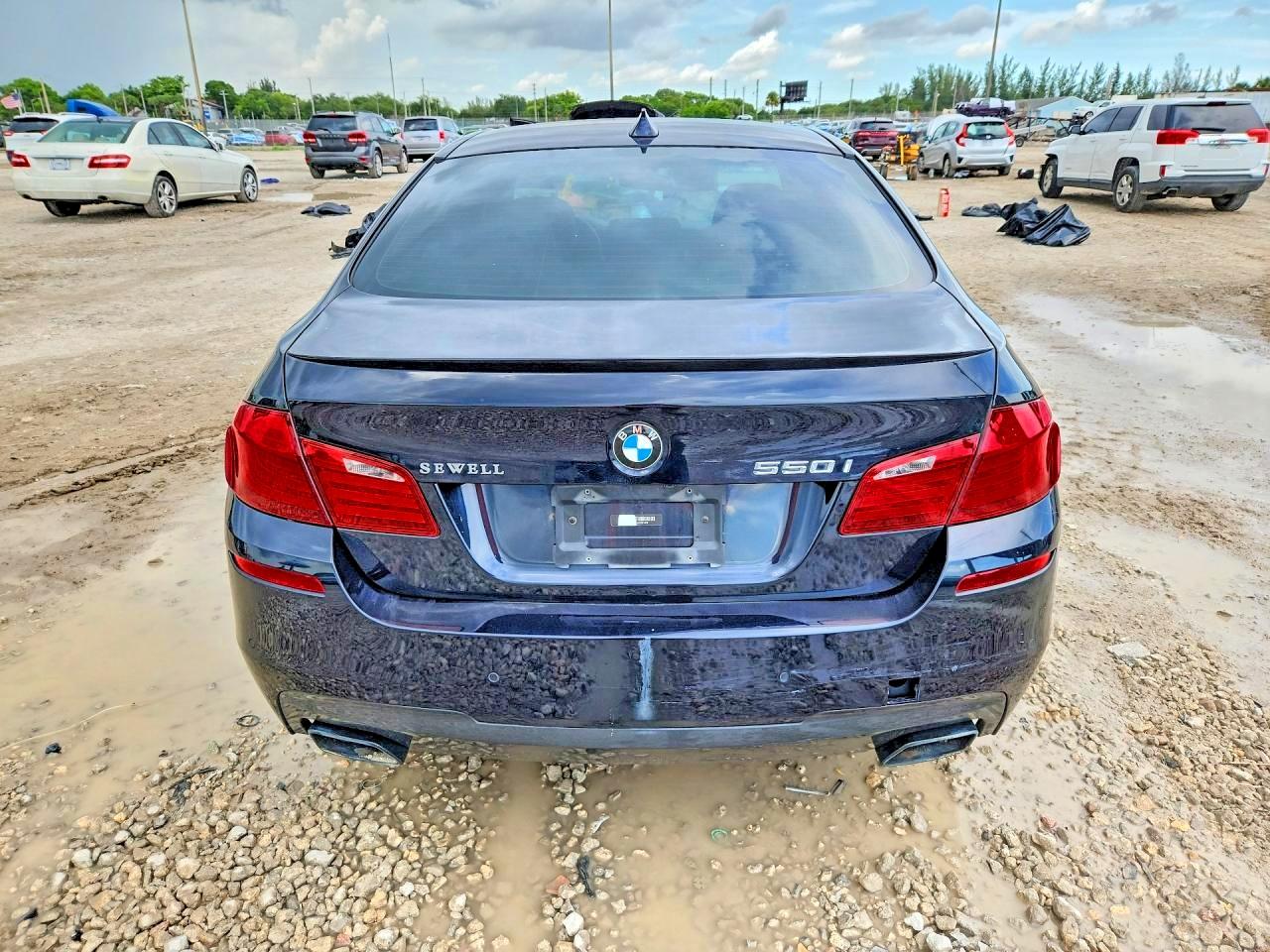 2012 Bmw 550 I Blue vin: WBAFR9C58CC271478
