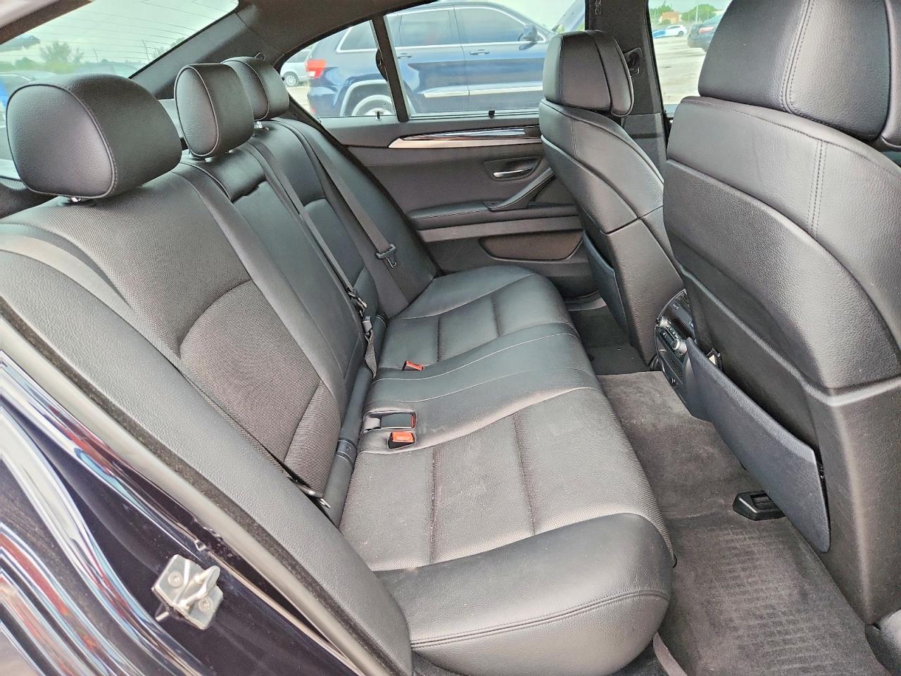 2012 Bmw 550 I Blue vin: WBAFR9C58CC271478