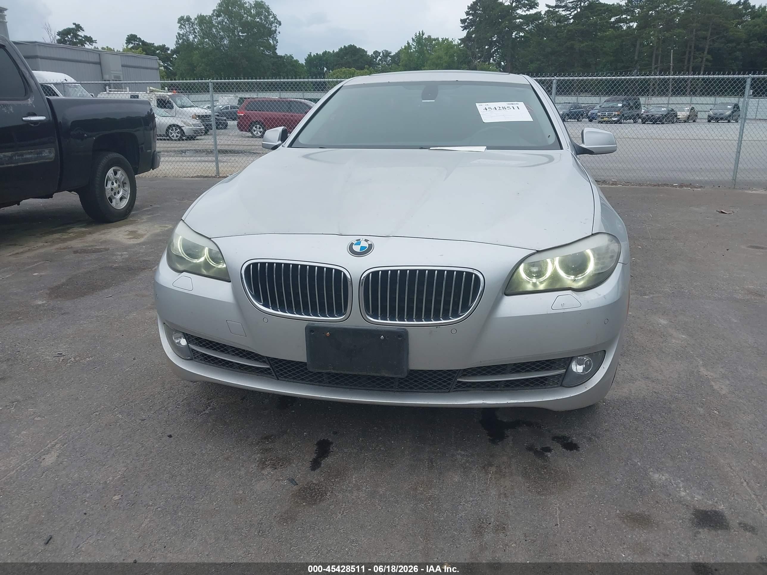 2011 Bmw 535i Xdrive Silver vin: WBAFU7C50BC439583