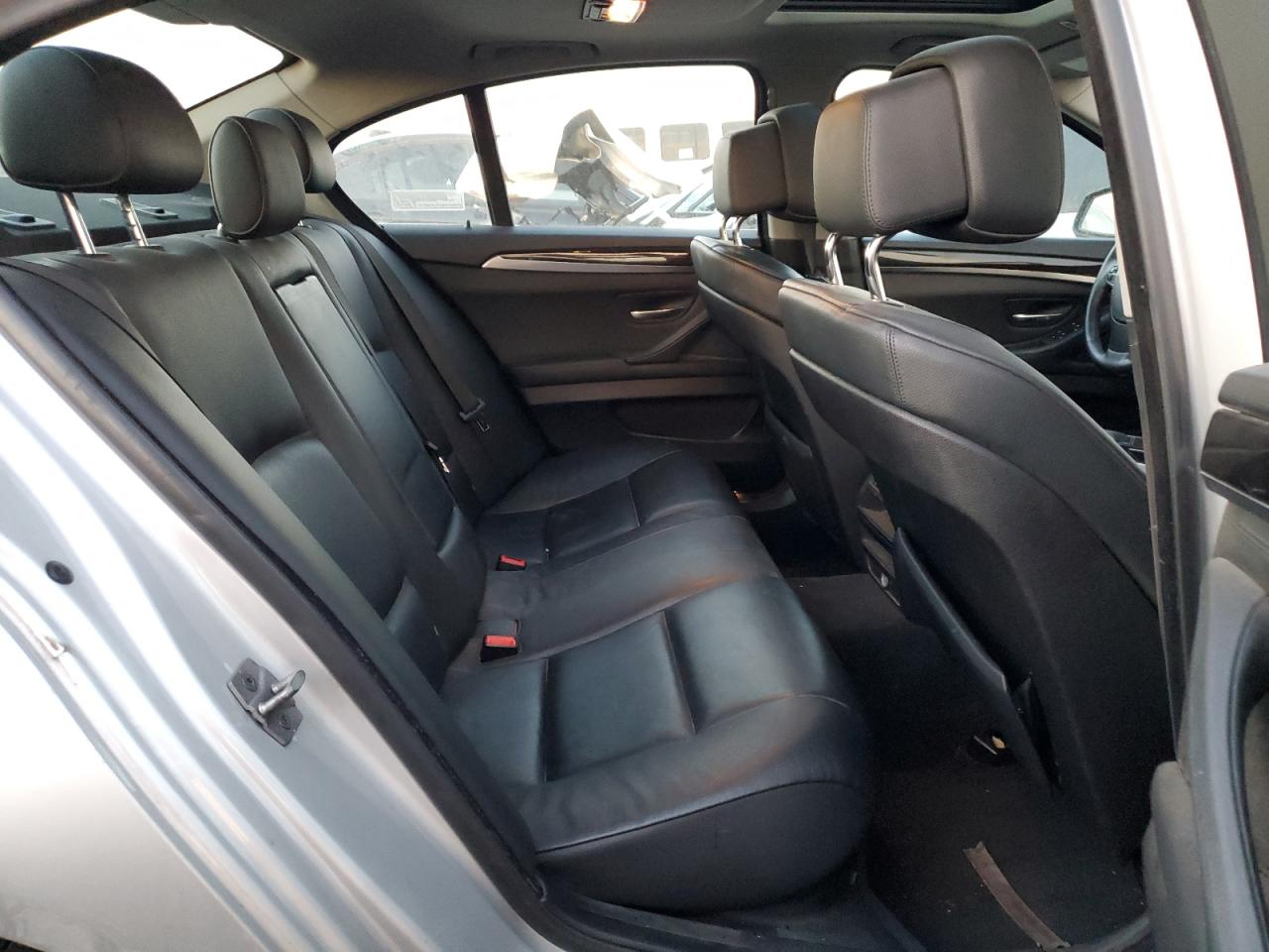 2011 Bmw 535 Xi Silver vin: WBAFU7C50BC780076