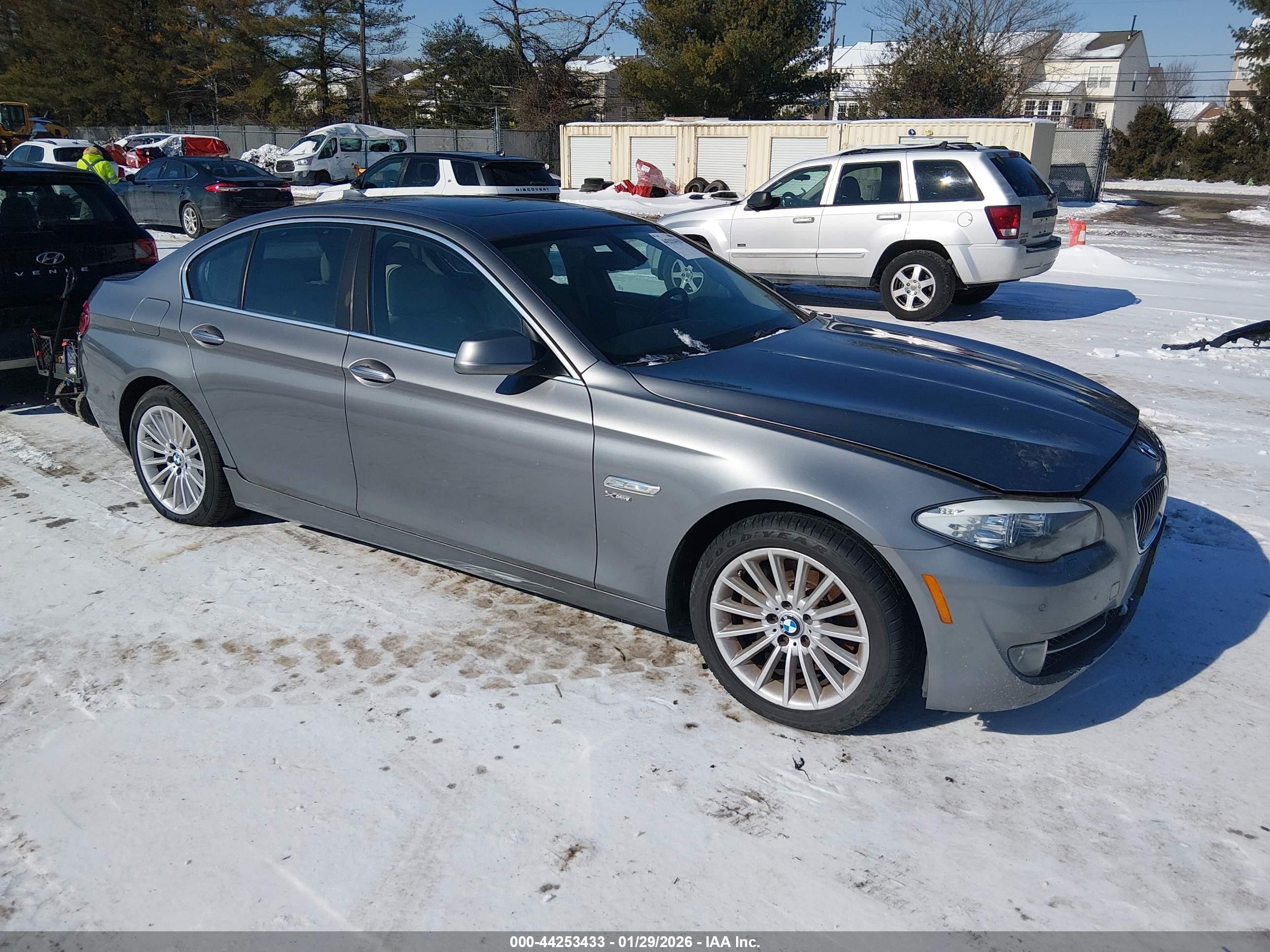 2011 Bmw 535i Xdrive Gray vin: WBAFU7C50BC870036