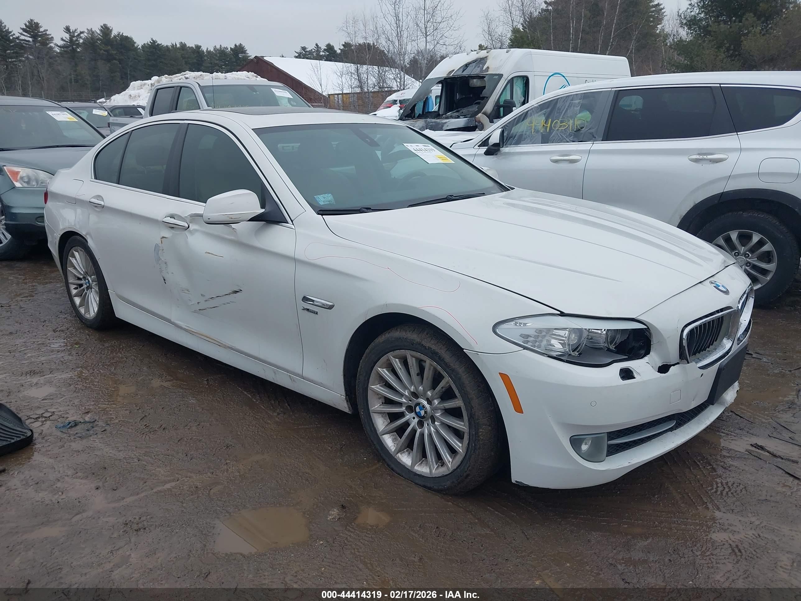 2012 Bmw 535i Xdrive White vin: WBAFU7C50CDU56900