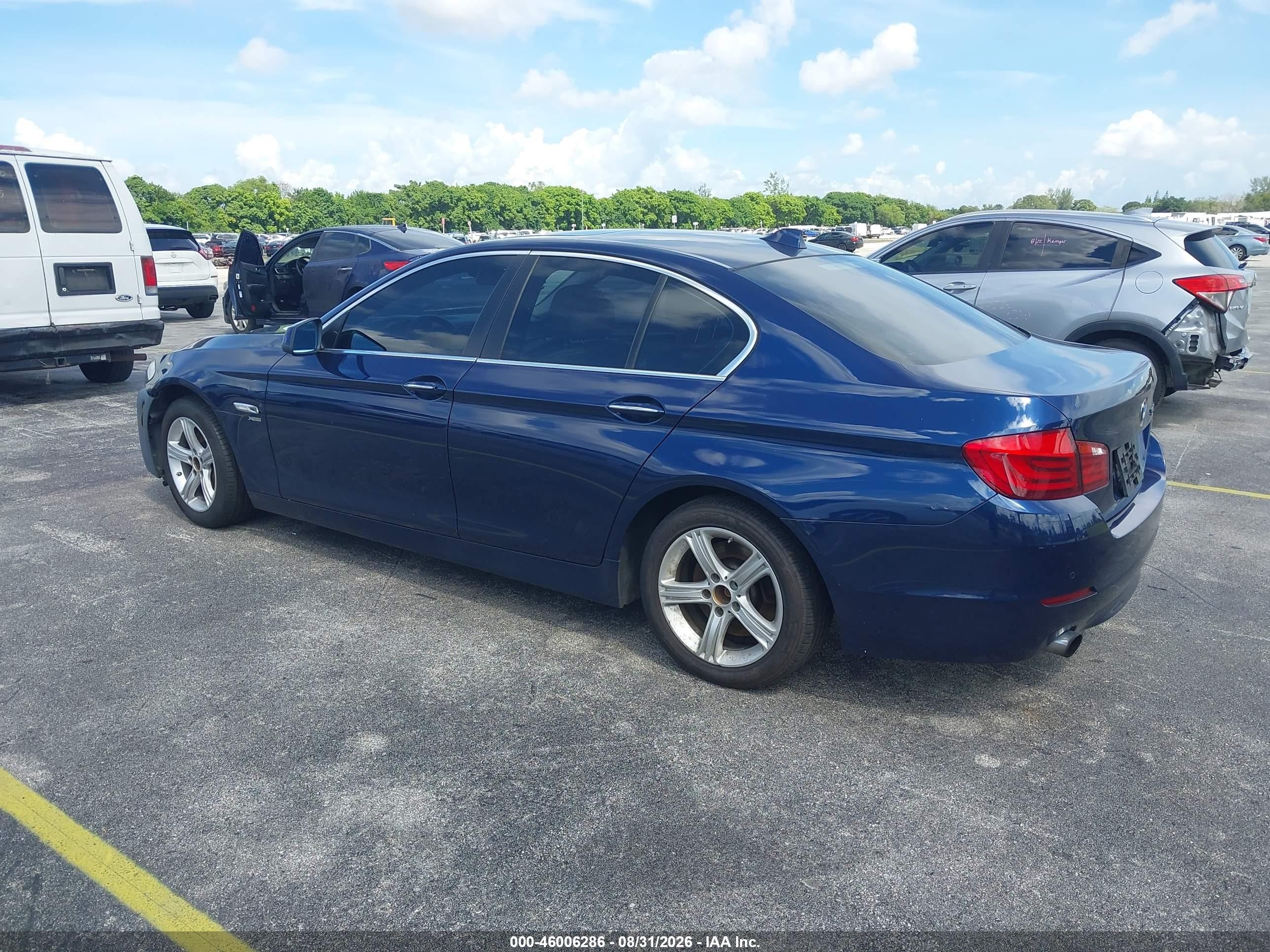 2012 Bmw 535i Xdrive Blue vin: WBAFU7C50CDU57237