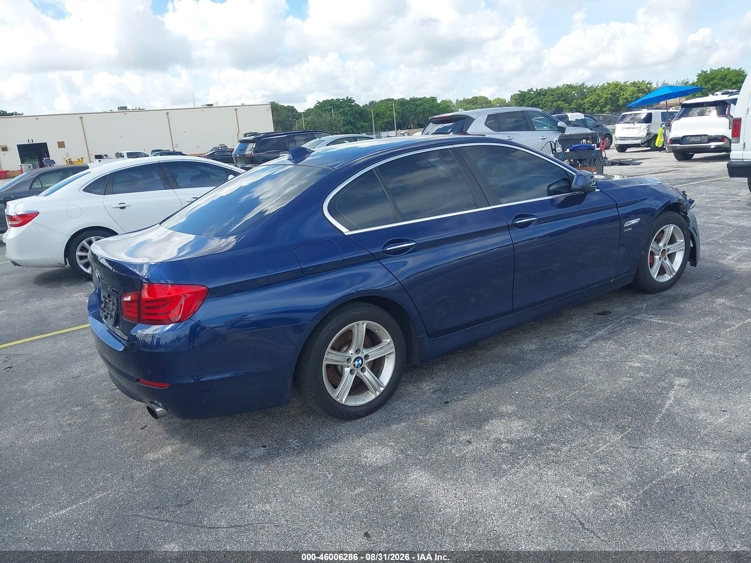 2012 Bmw 535i Xdrive Blue vin: WBAFU7C50CDU57237