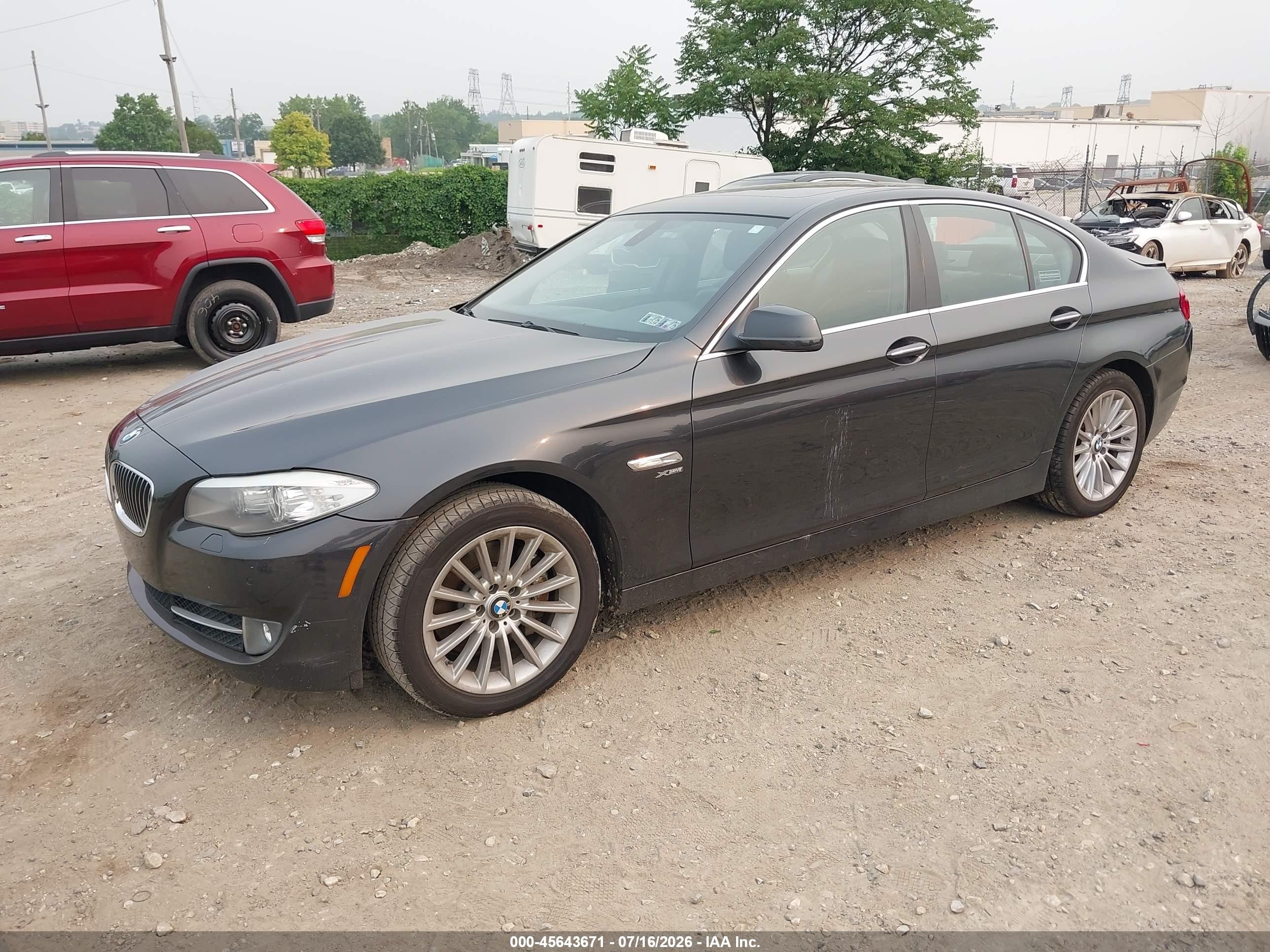 2012 Bmw 535i Xdrive Серый vin: WBAFU7C50CDU65287