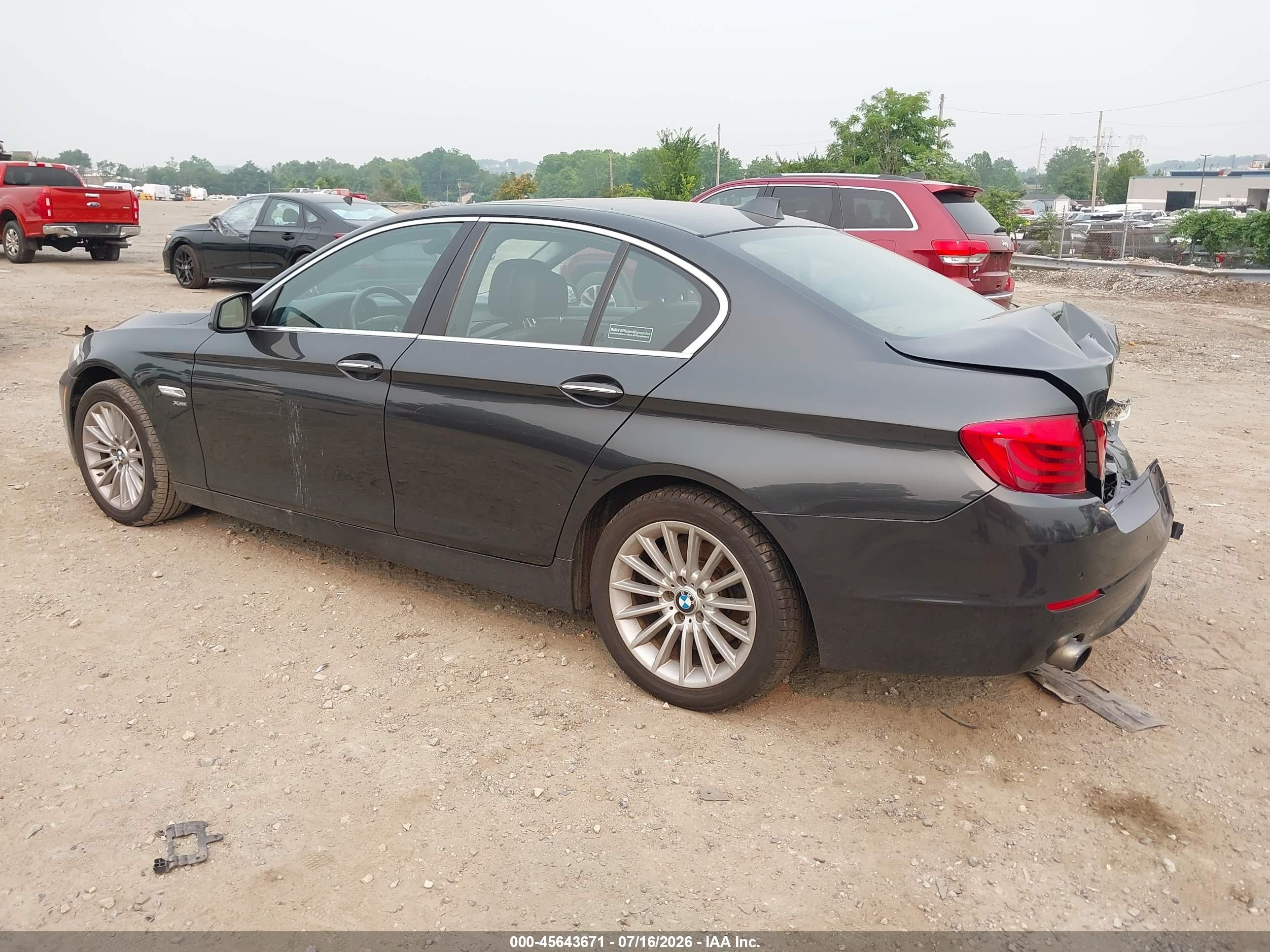 2012 Bmw 535i Xdrive Серый vin: WBAFU7C50CDU65287