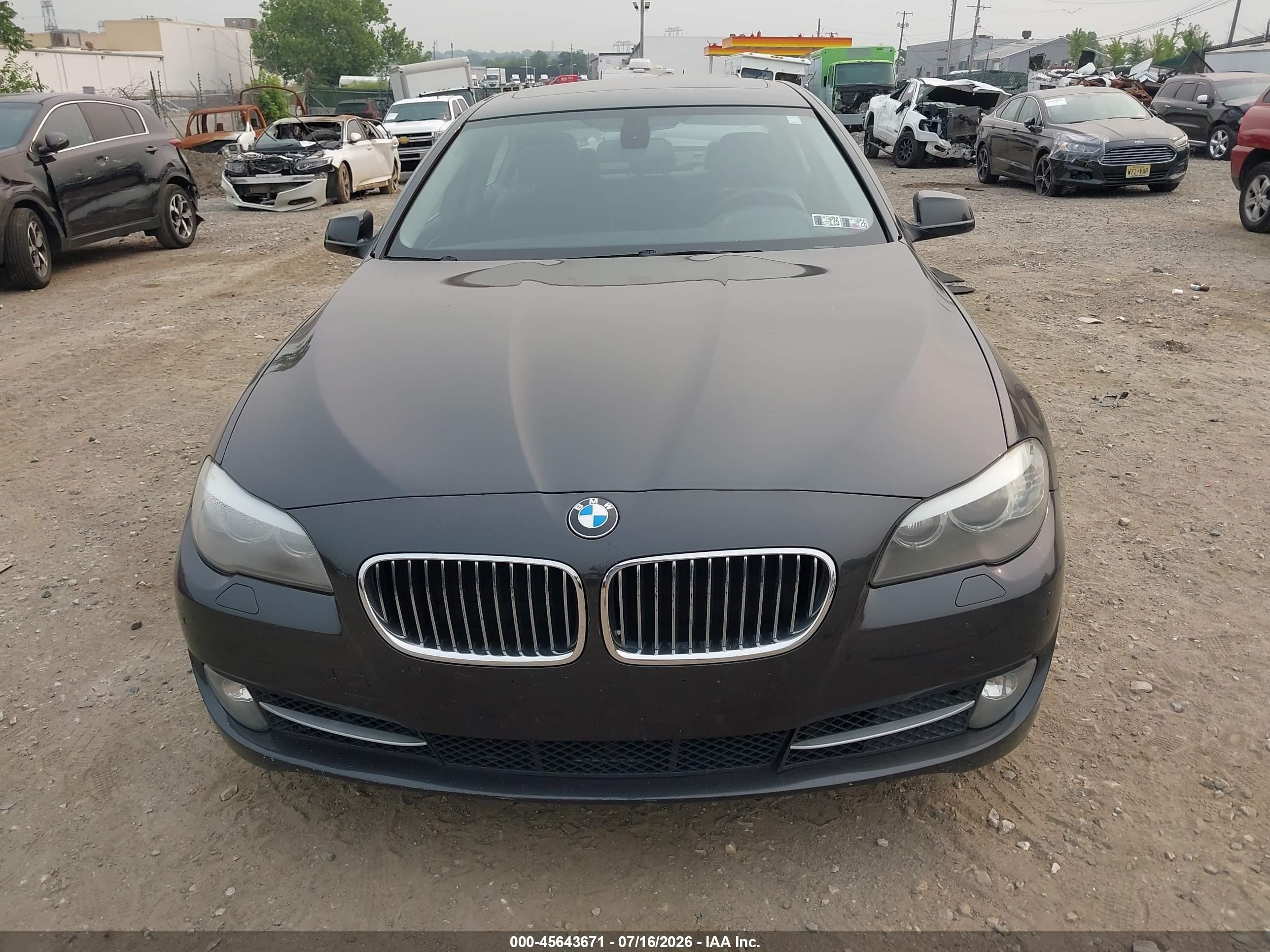 2012 Bmw 535i Xdrive Серый vin: WBAFU7C50CDU65287