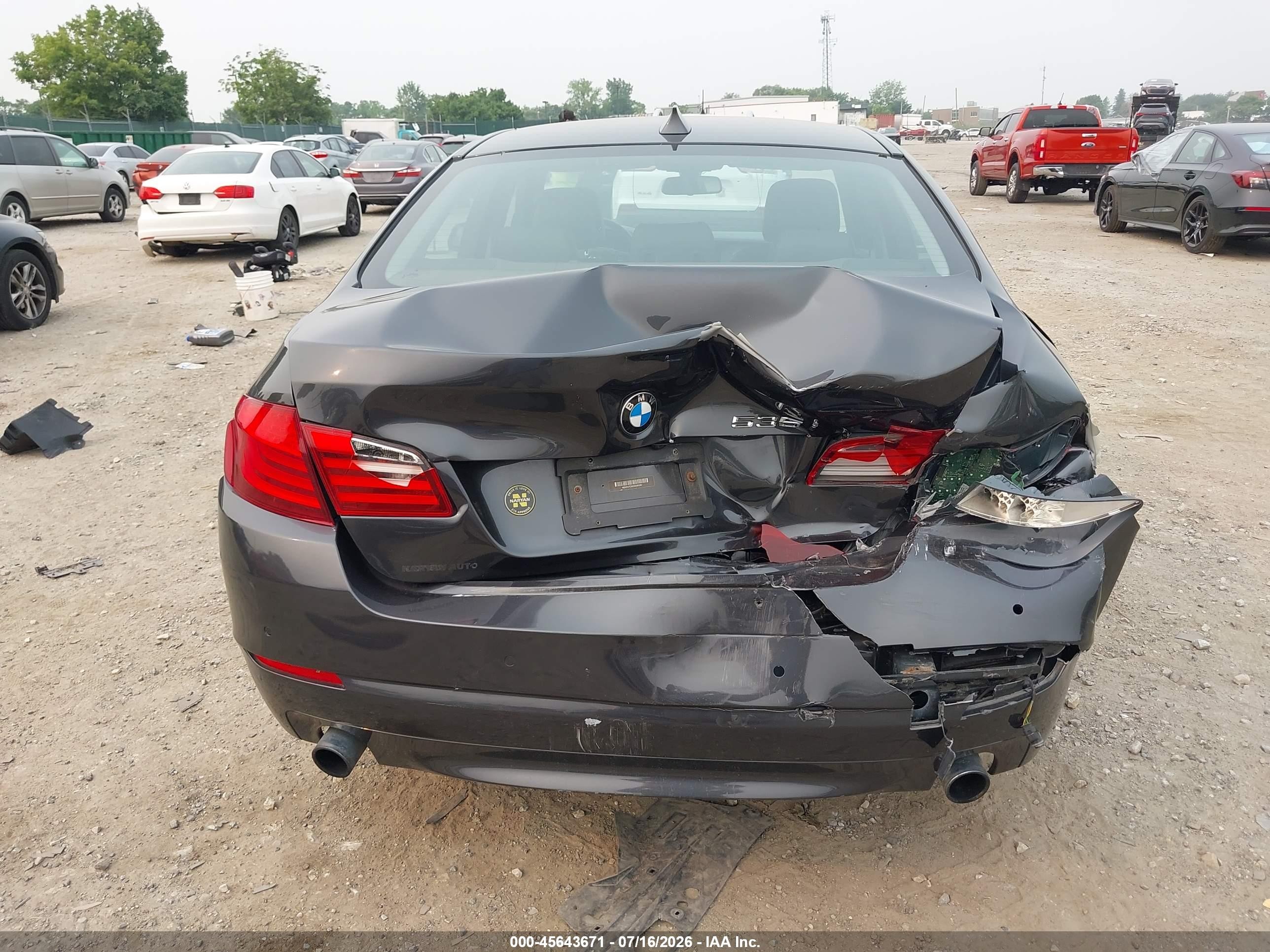2012 Bmw 535i Xdrive Серый vin: WBAFU7C50CDU65287