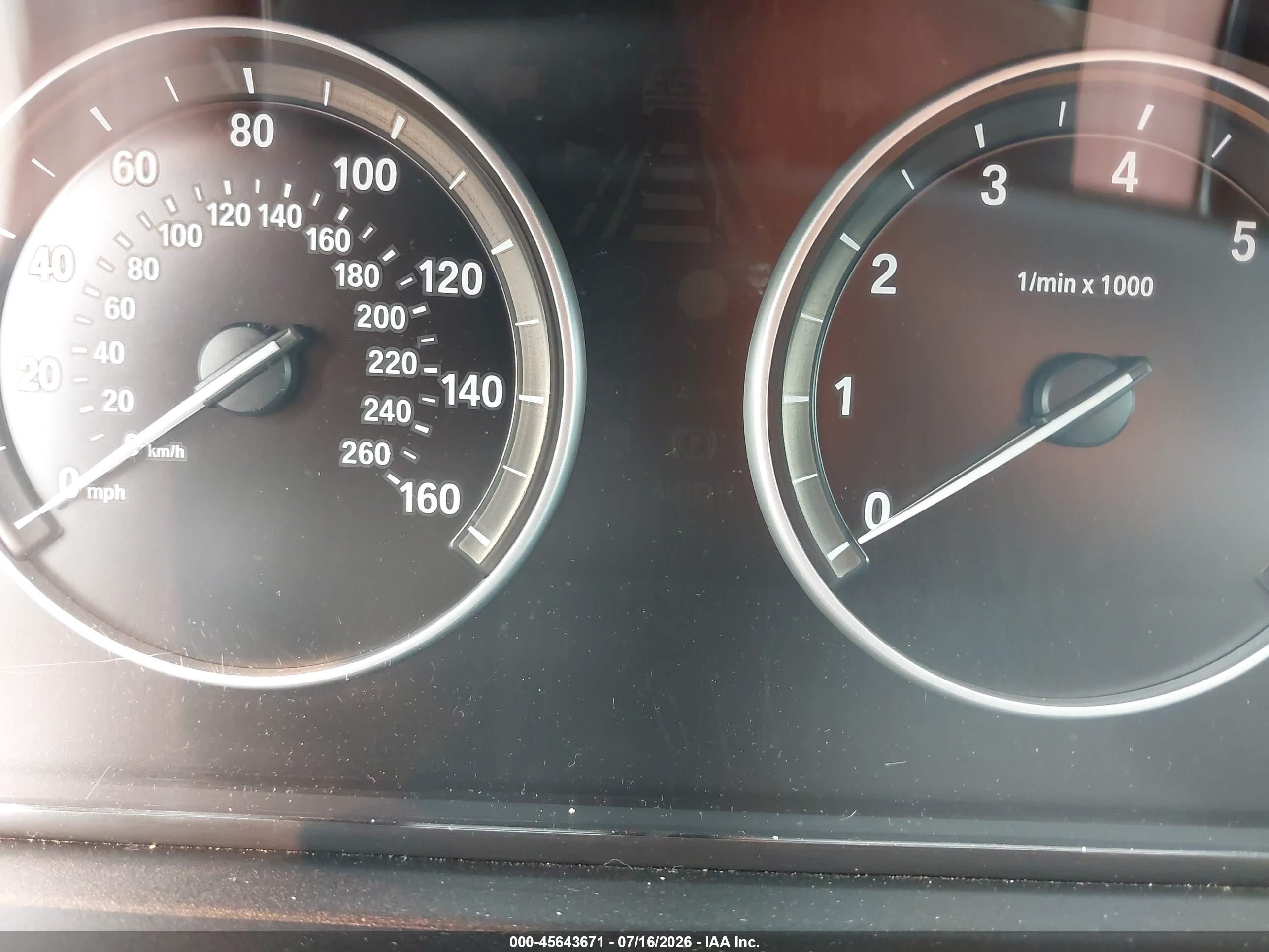 2012 Bmw 535i Xdrive Серый vin: WBAFU7C50CDU65287