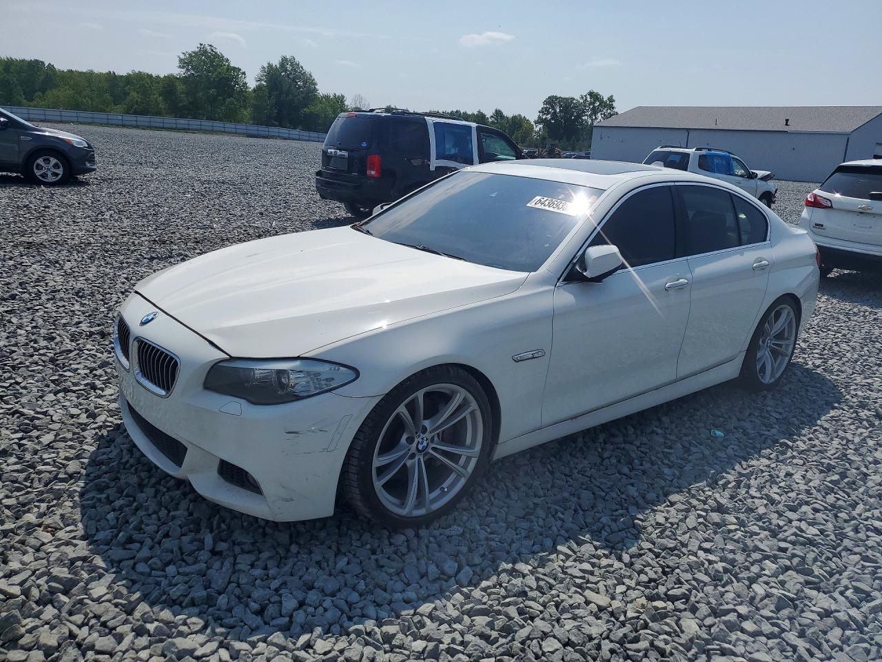 2011 Bmw 535 Xi White vin: WBAFU7C51BC778336
