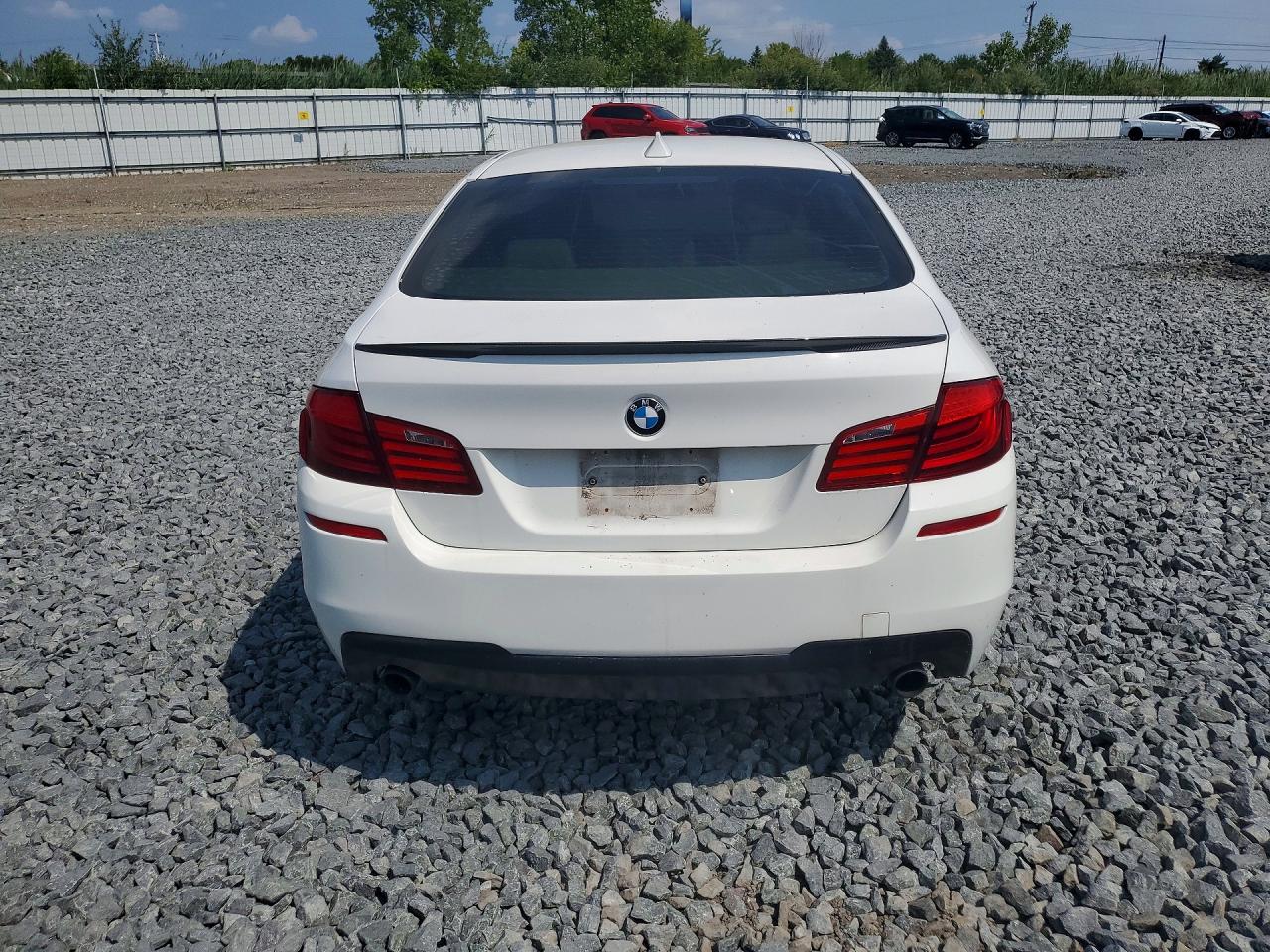 2011 Bmw 535 Xi White vin: WBAFU7C51BC778336