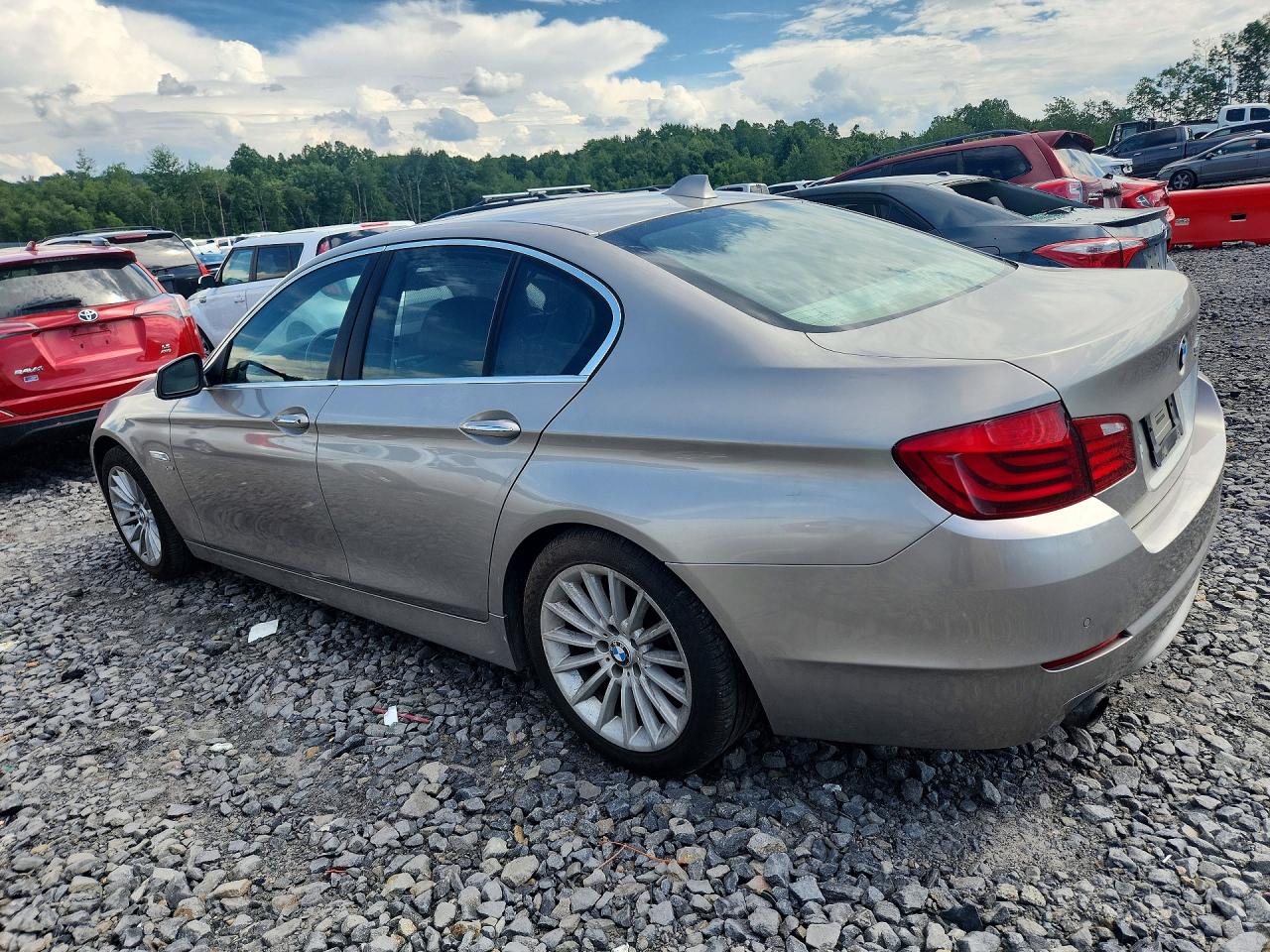 2011 Bmw 535 Xi Gold vin: WBAFU7C51BC778501
