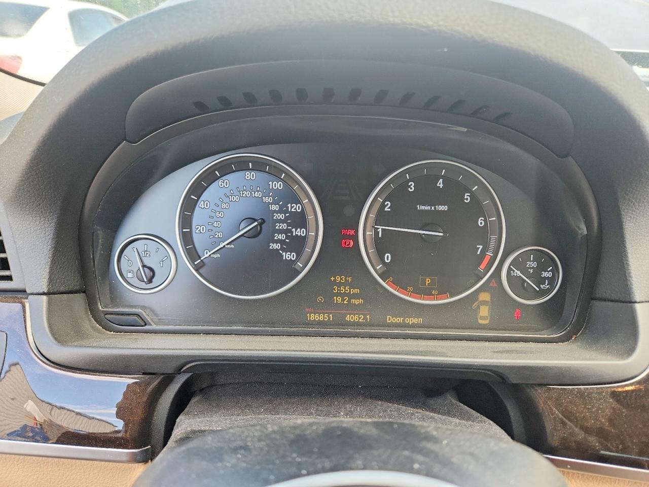 2011 Bmw 535 Xi Gold vin: WBAFU7C51BC778501