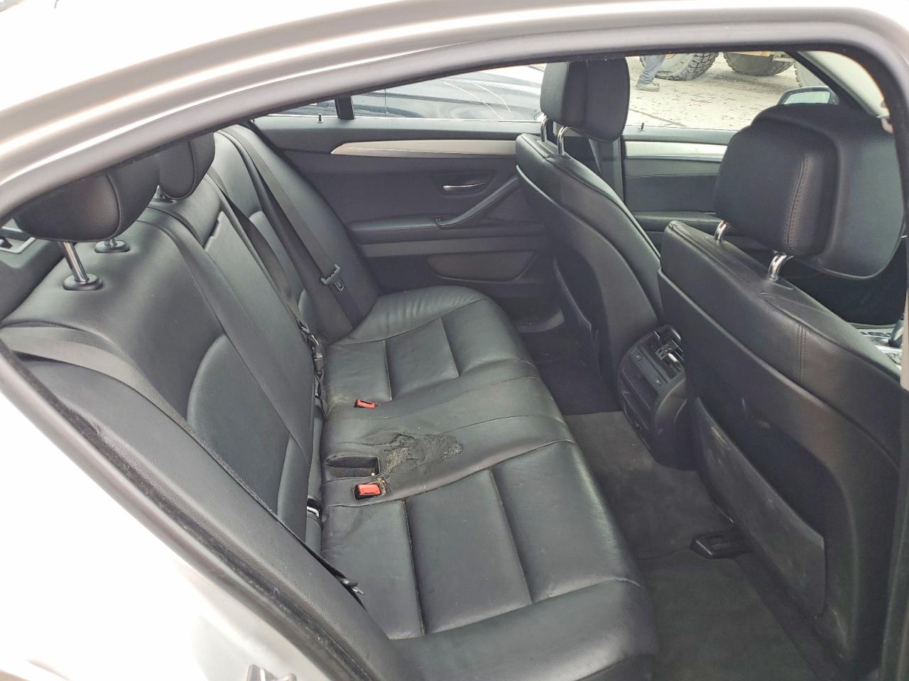 2012 Bmw 535 Xi Silver vin: WBAFU7C51CDU61362