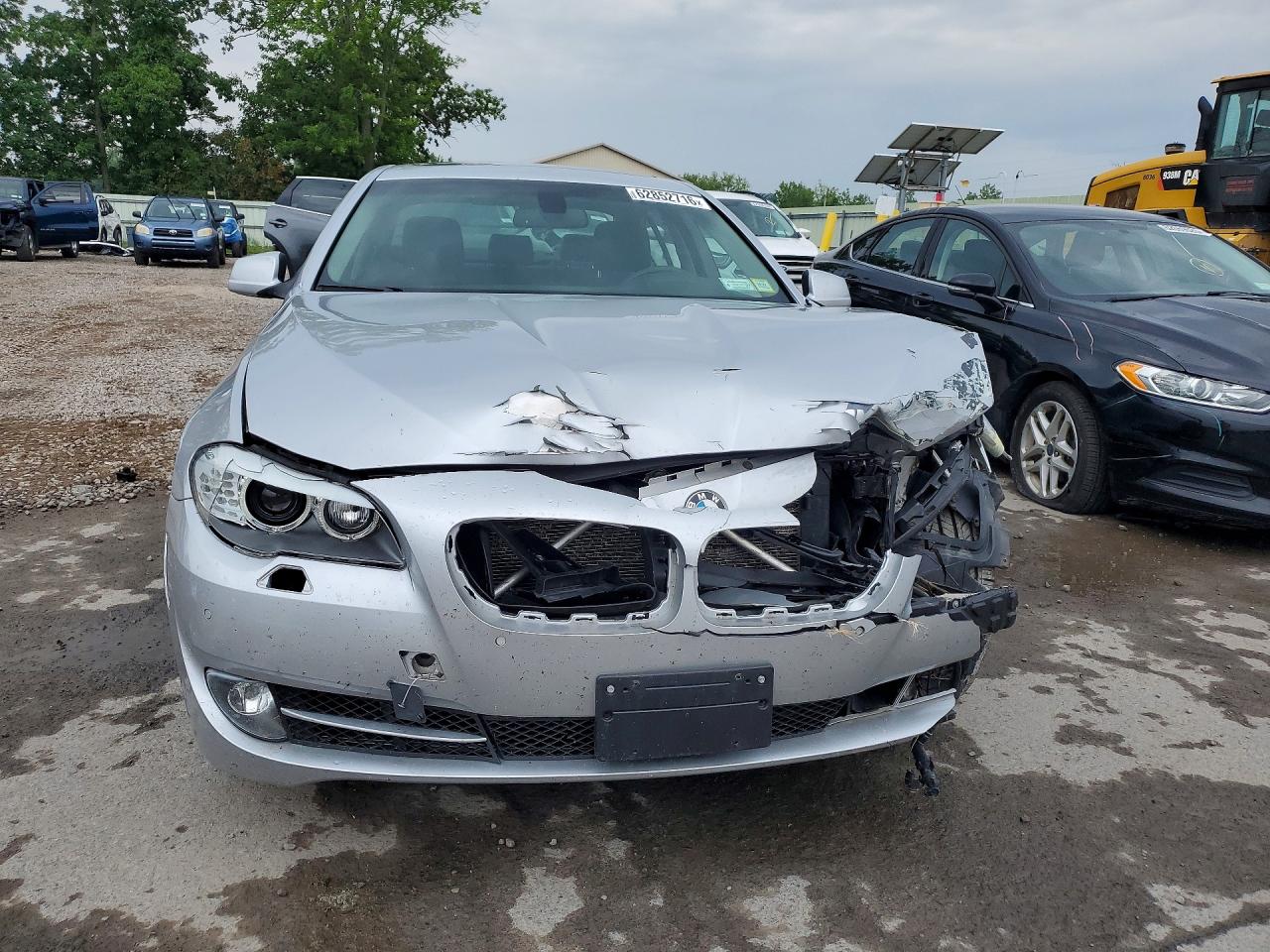 2012 Bmw 535 Xi Silver vin: WBAFU7C51CDU61362
