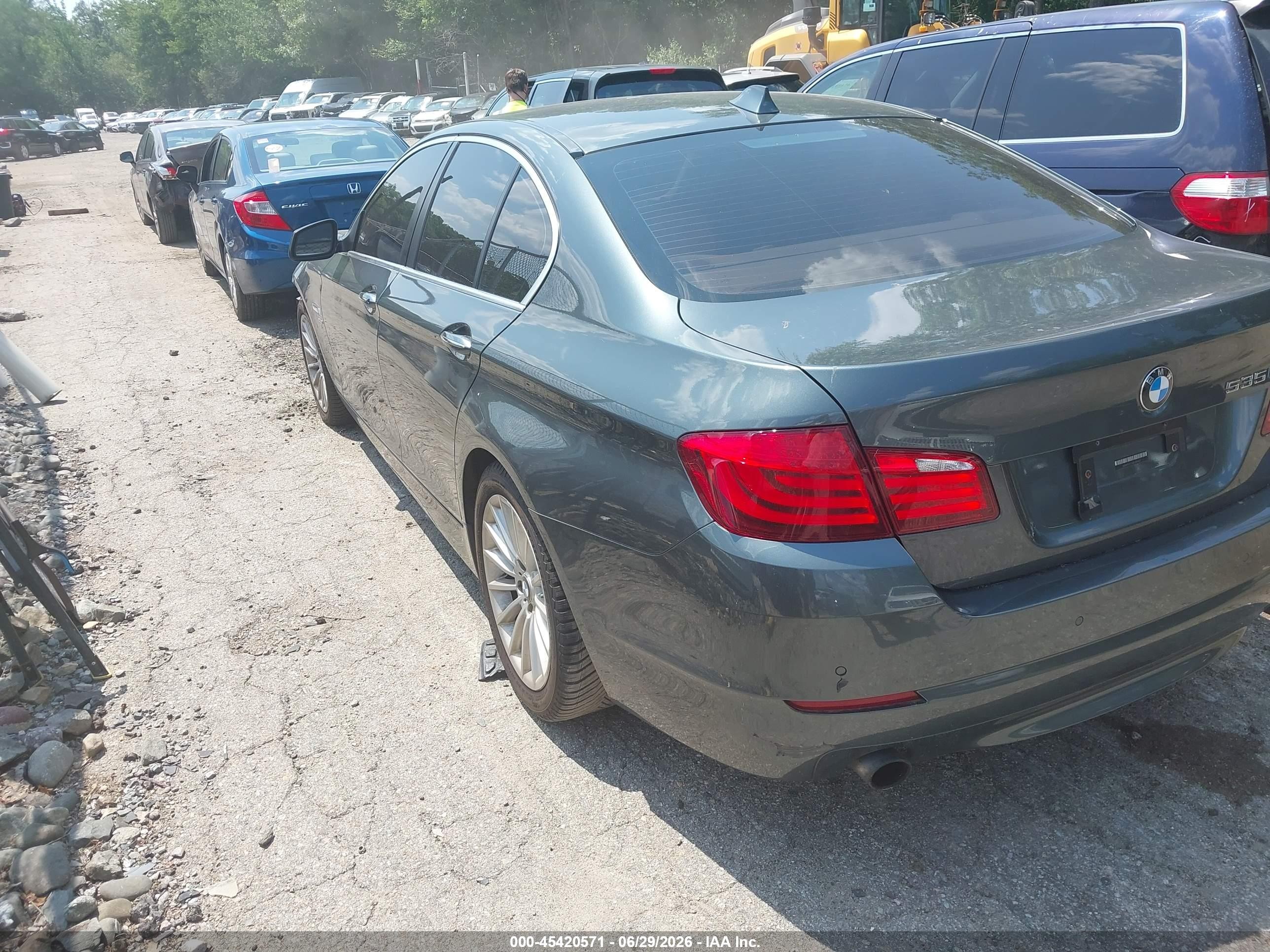2011 Bmw 535i Xdrive Light Blue vin: WBAFU7C52BC874671