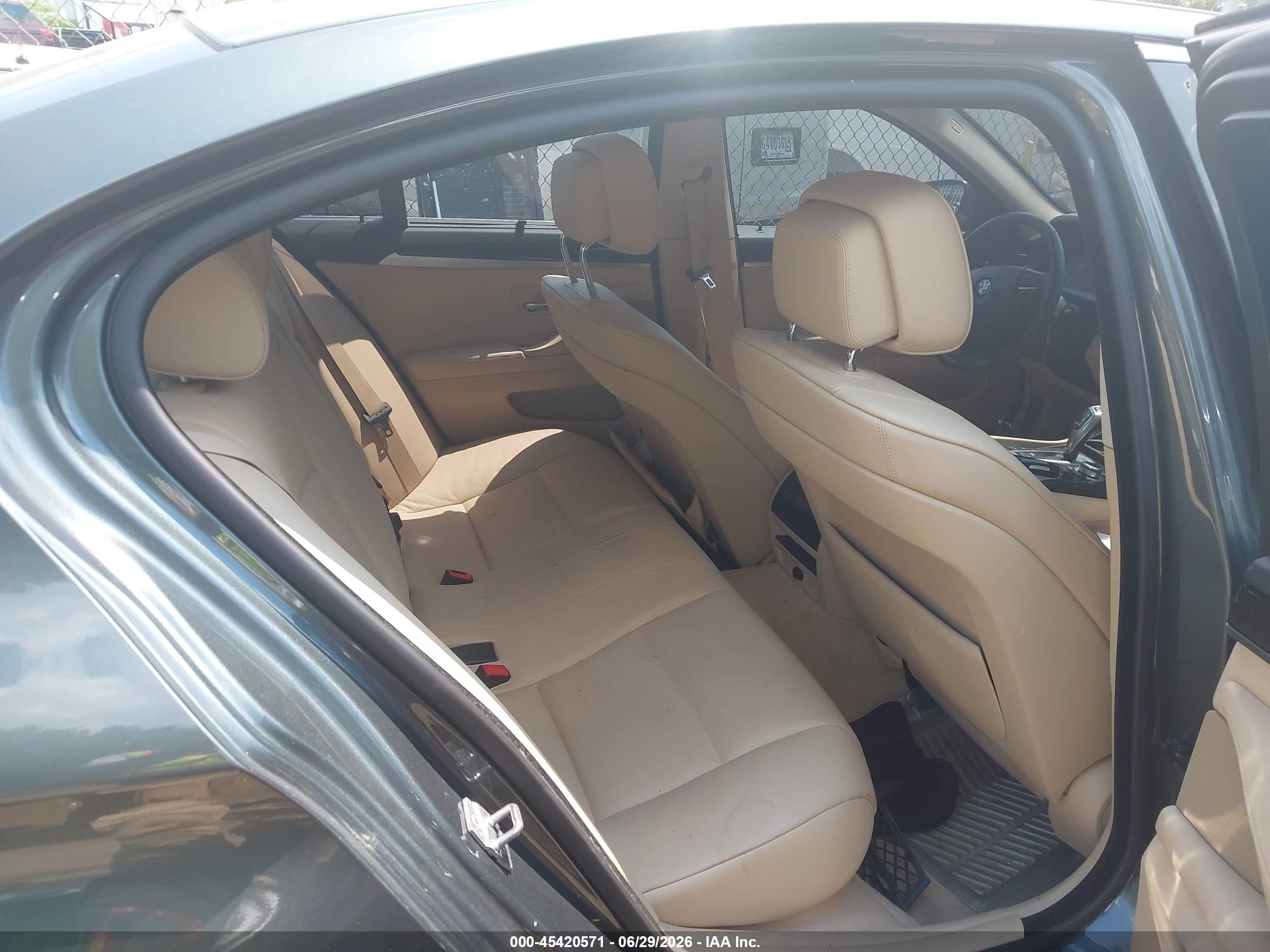 2011 Bmw 535i Xdrive Light Blue vin: WBAFU7C52BC874671