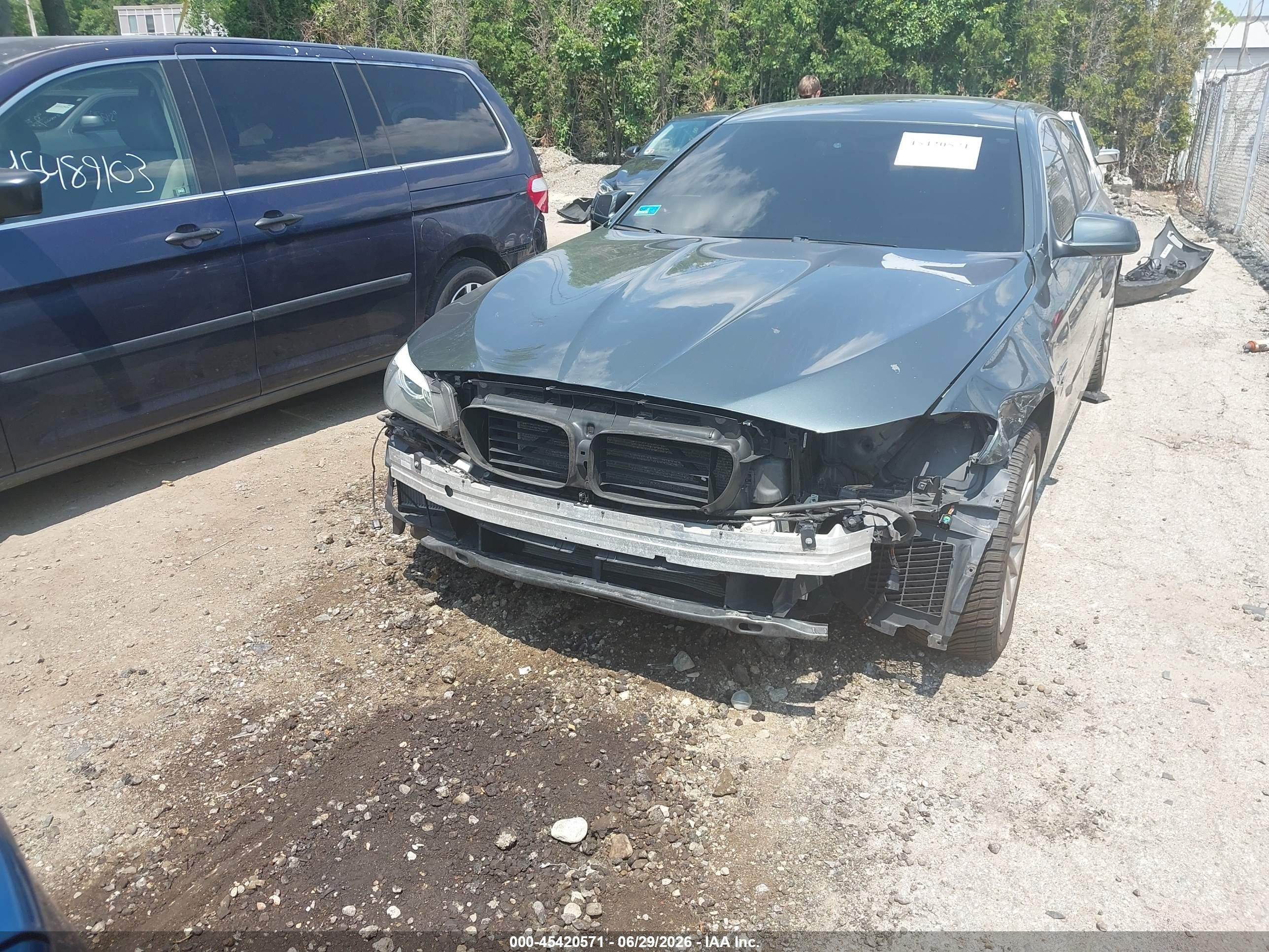2011 Bmw 535i Xdrive Light Blue vin: WBAFU7C52BC874671