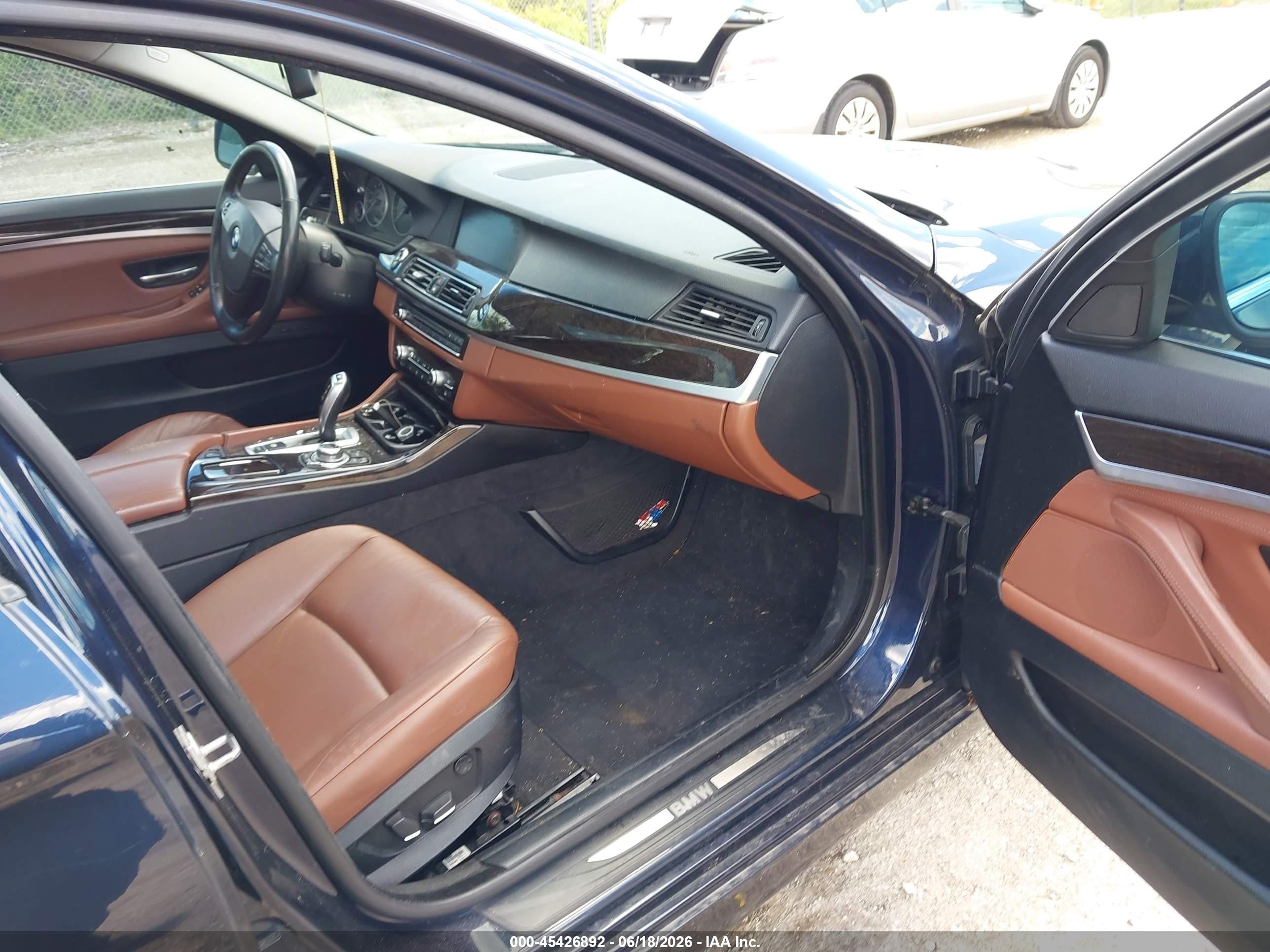 2012 Bmw 535i Xdrive Черный vin: WBAFU7C52CDU63671