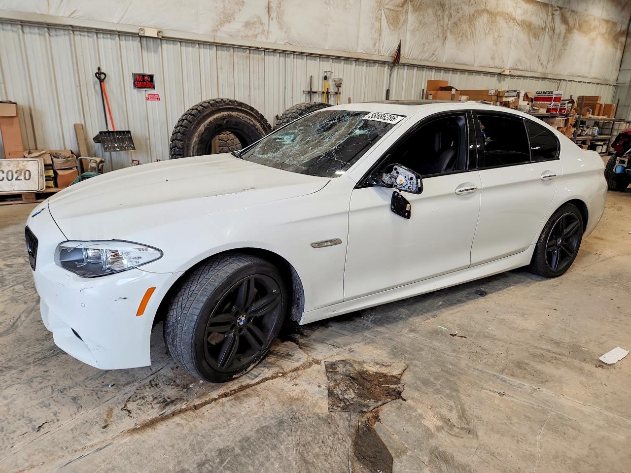 2012 Bmw 535 Xi White vin: WBAFU7C52CDU65680