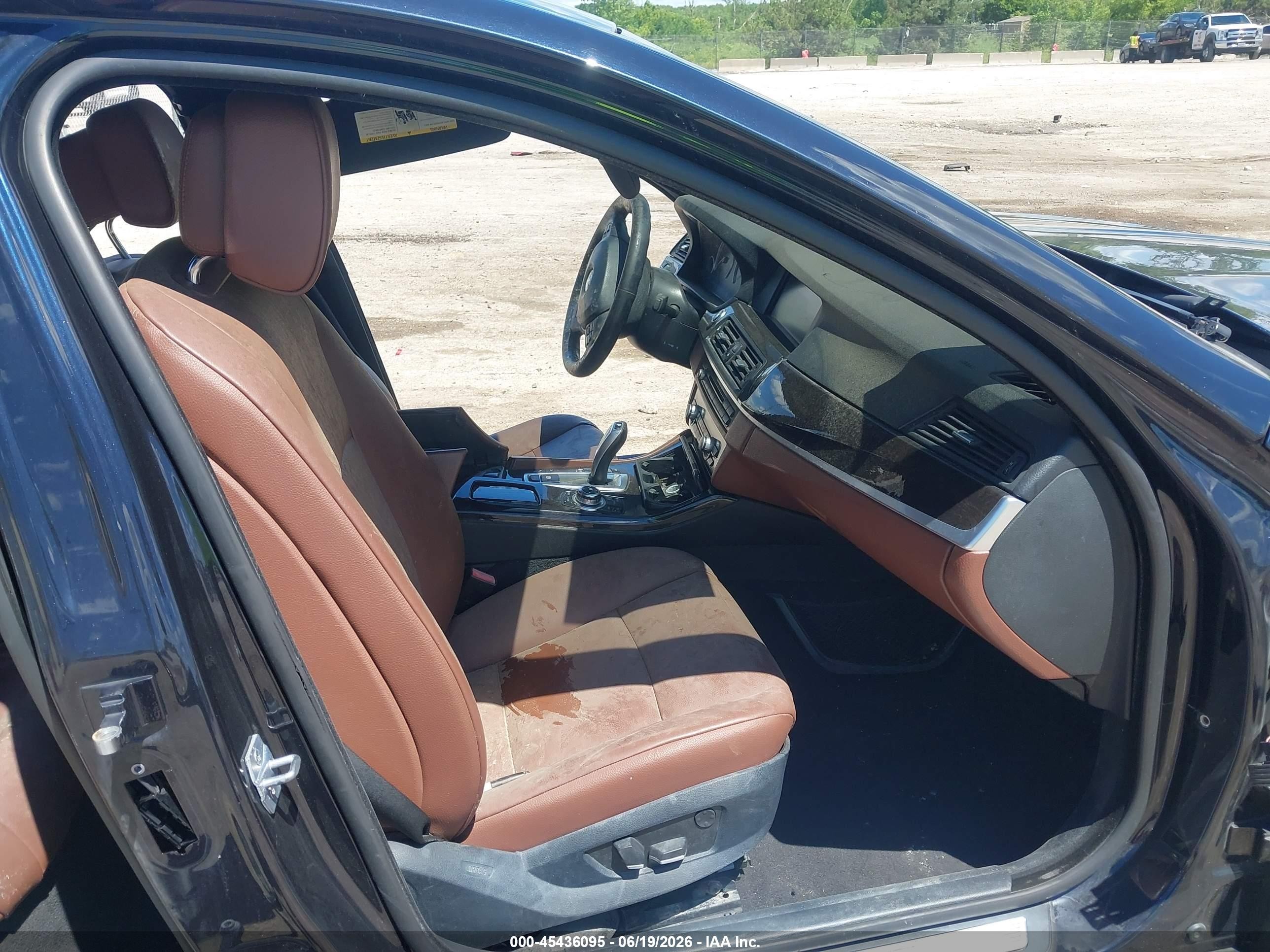 2013 Bmw 535i Xdrive Черный vin: WBAFU7C52DDU72999