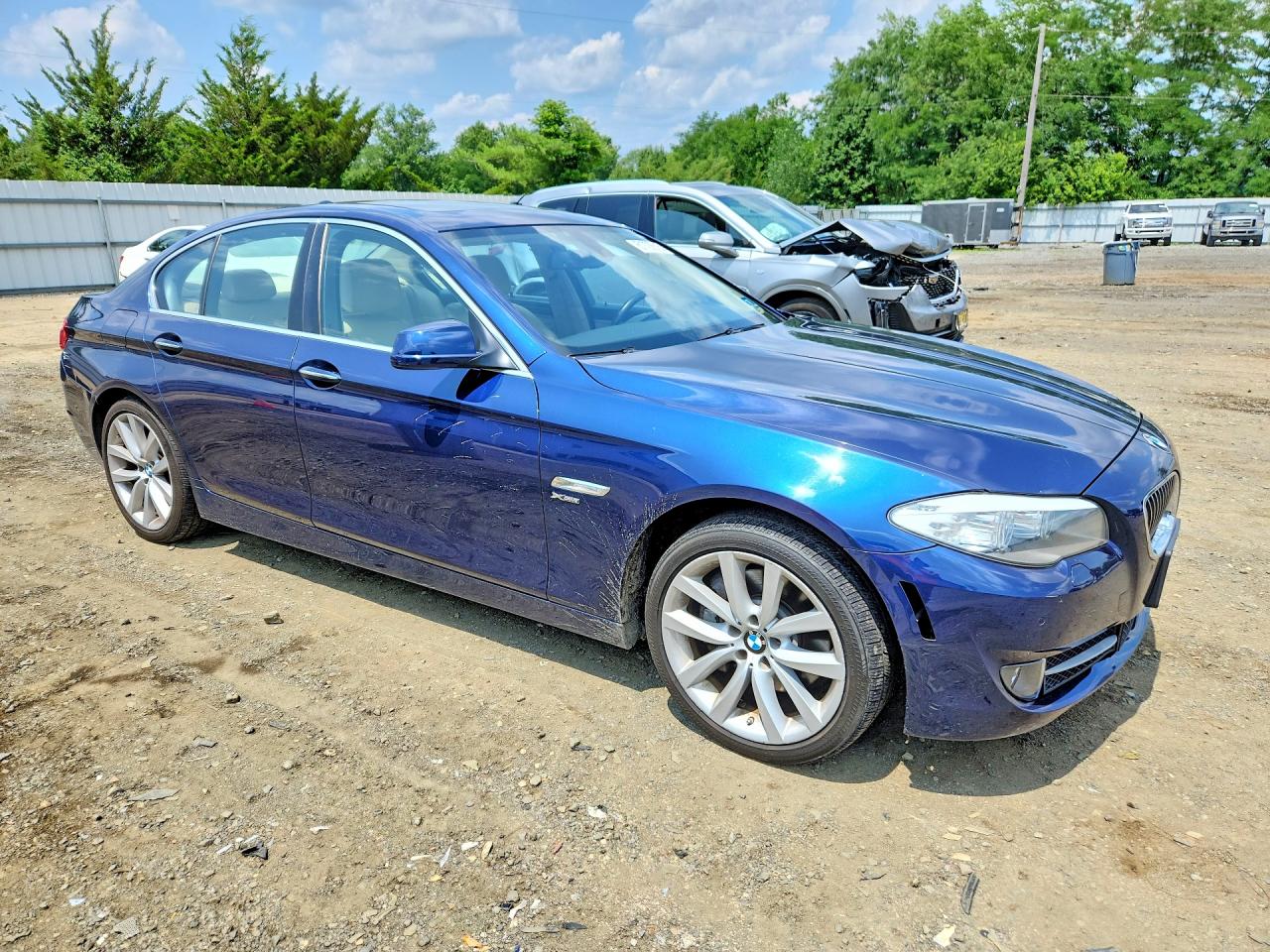 2011 Bmw 535 Xi Blue vin: WBAFU7C53BC777317