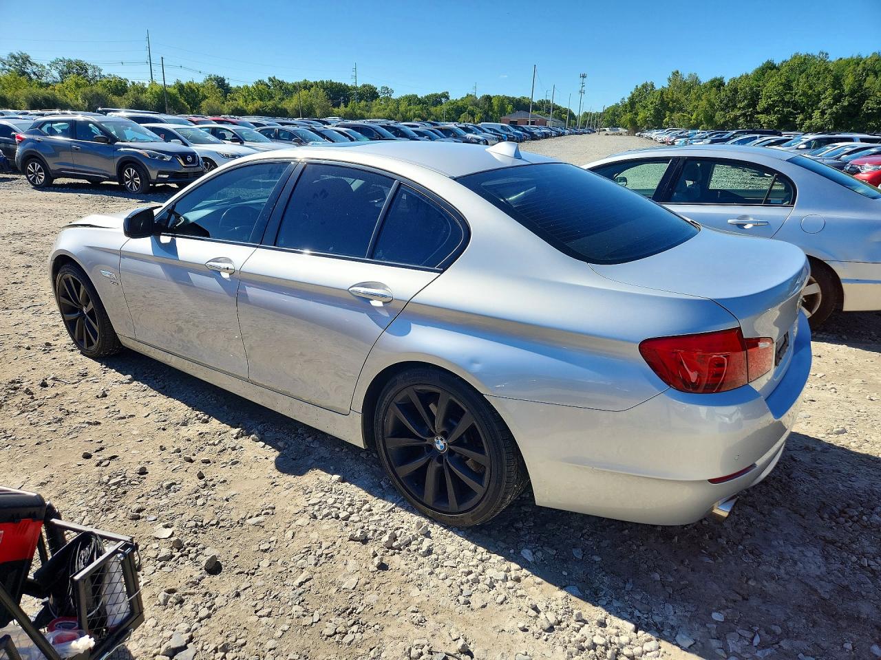 2011 Bmw 535 Xi Серебряный vin: WBAFU7C53BC874954