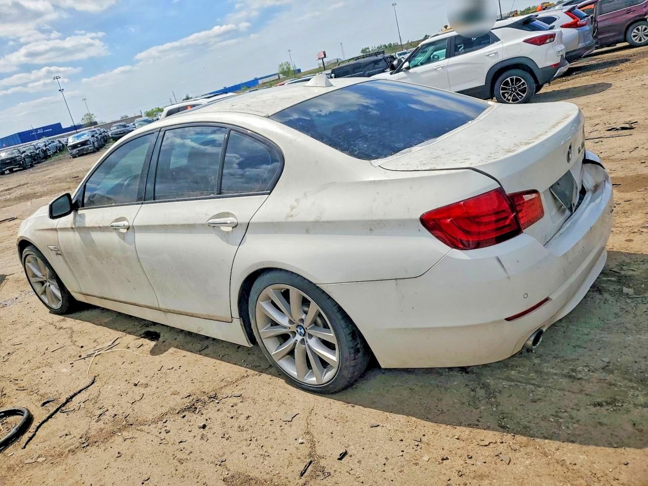 2012 Bmw 535 Xi White vin: WBAFU7C53CDU62545