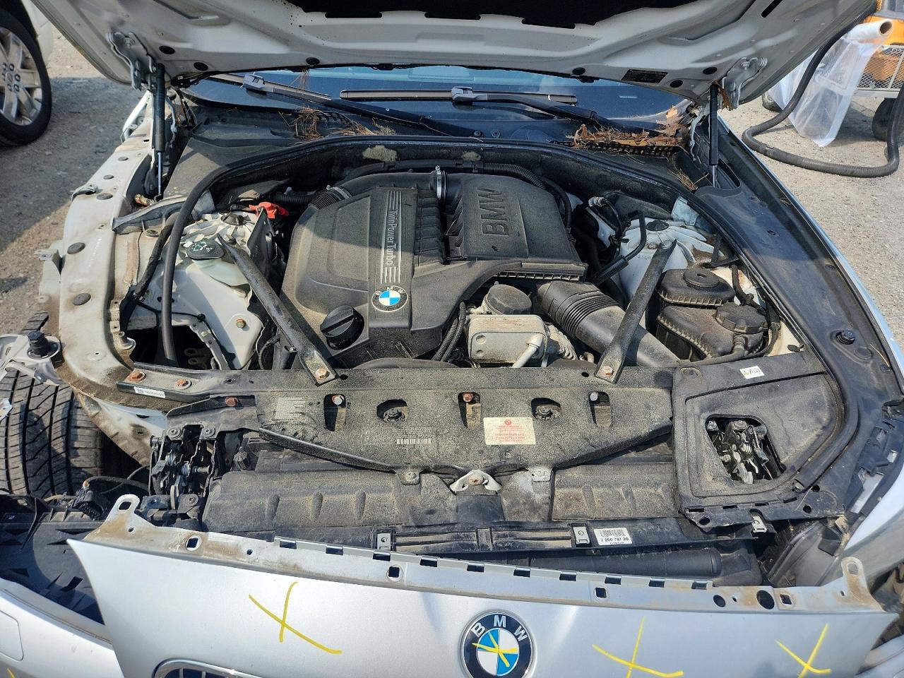 2013 Bmw 535 Xi Silver vin: WBAFU7C53DDU71733