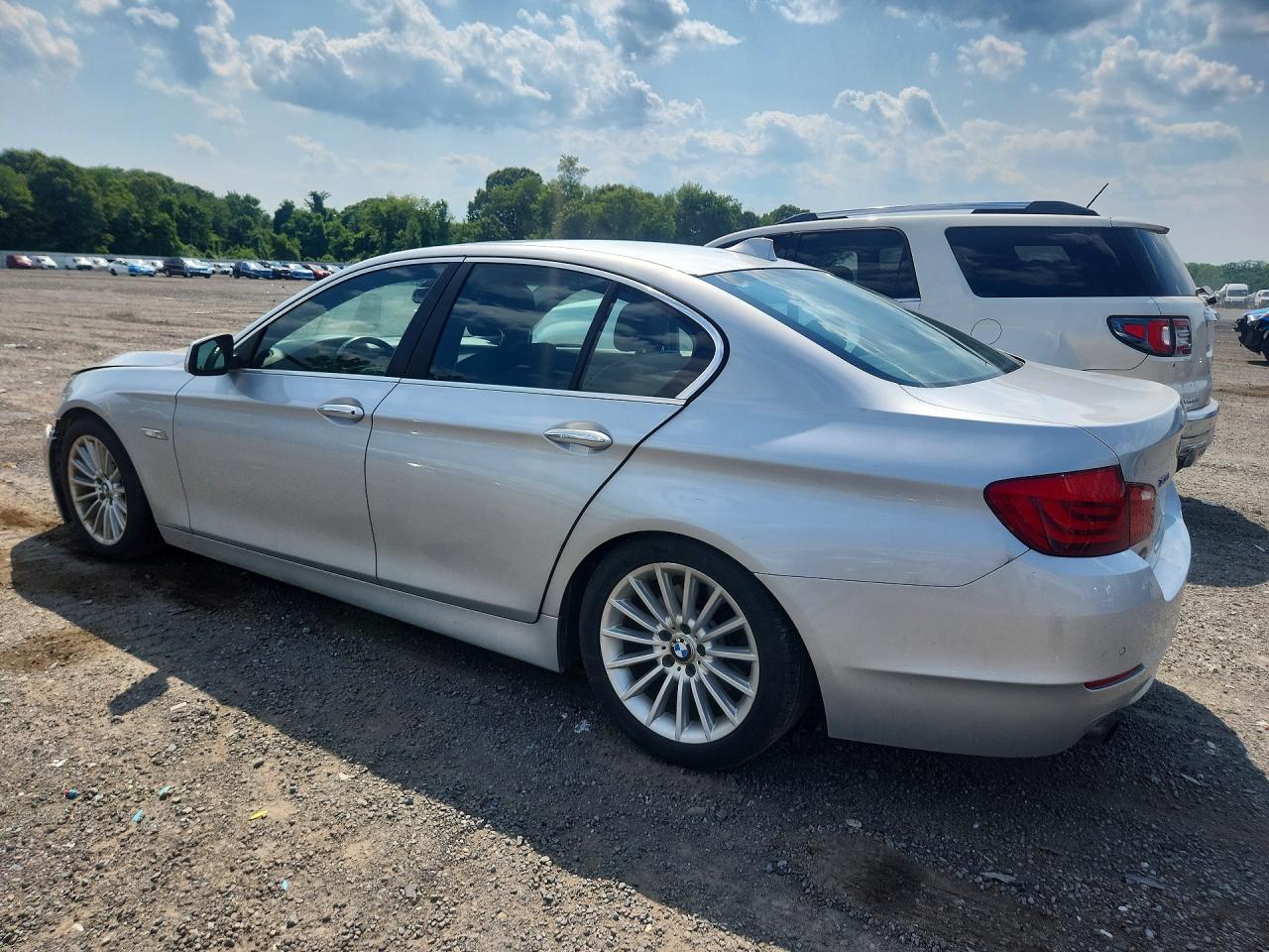2013 Bmw 535 Xi Silver vin: WBAFU7C53DDU71733